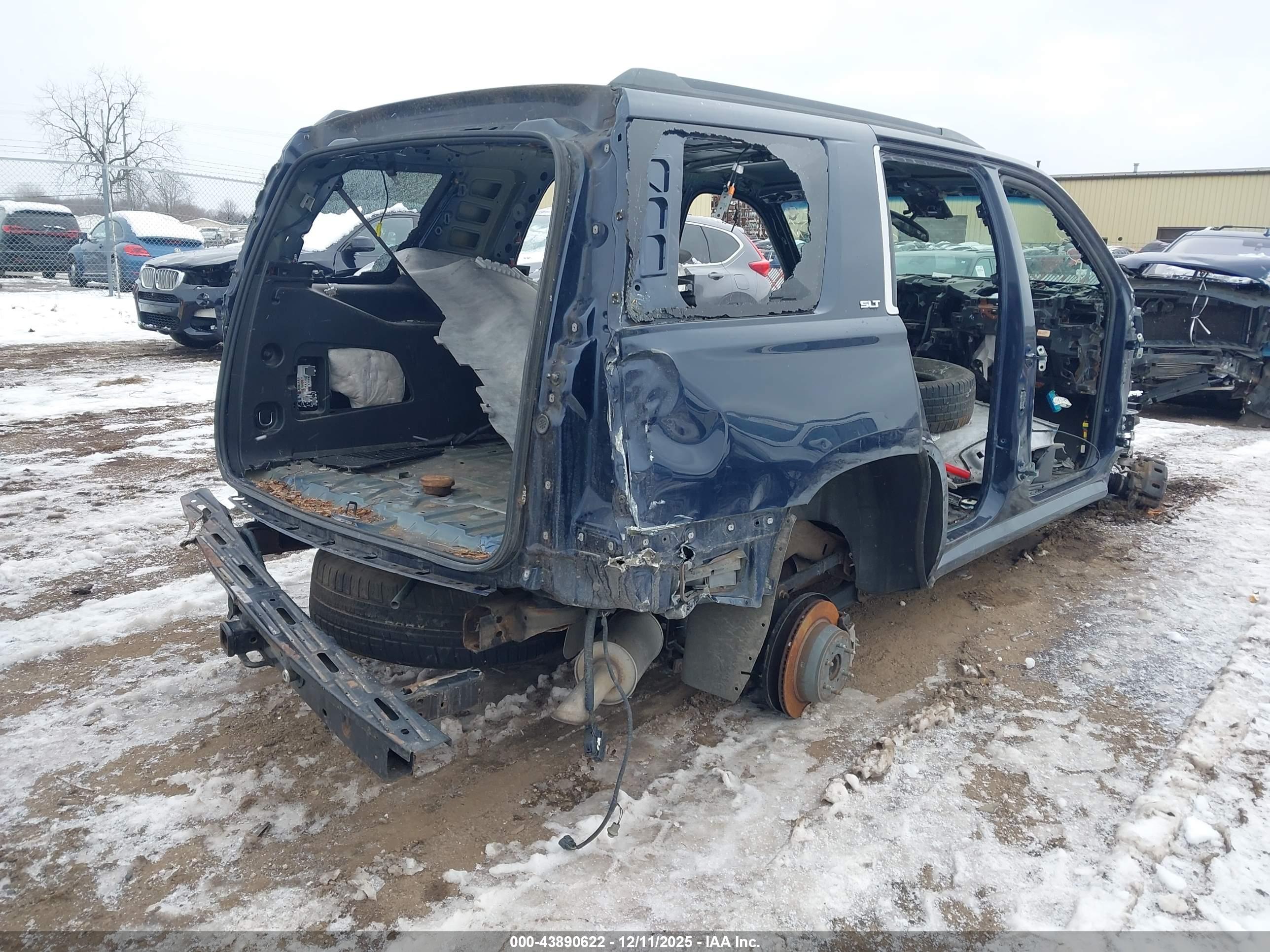 GMC YUKON image 4