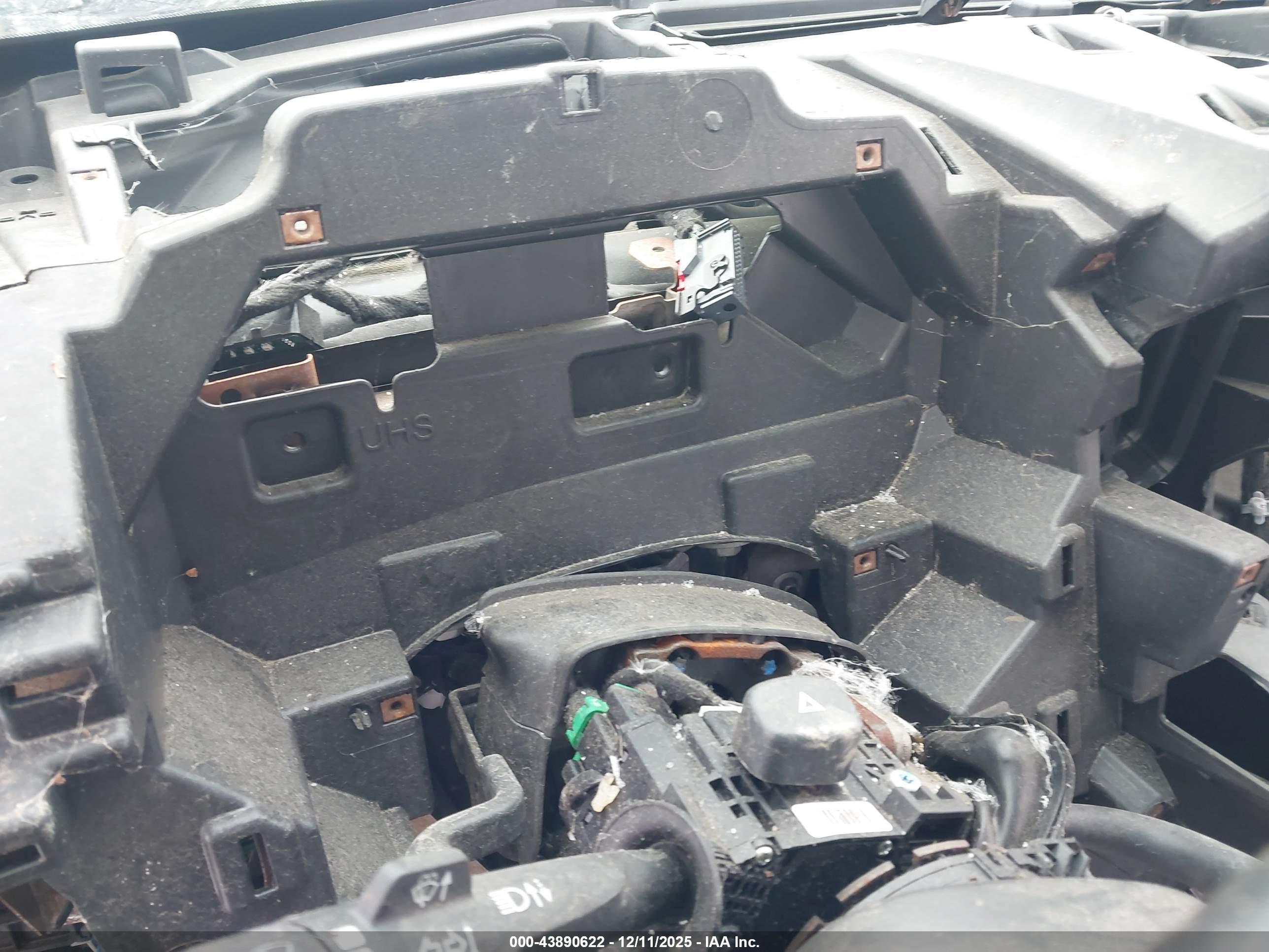 GMC YUKON image 7