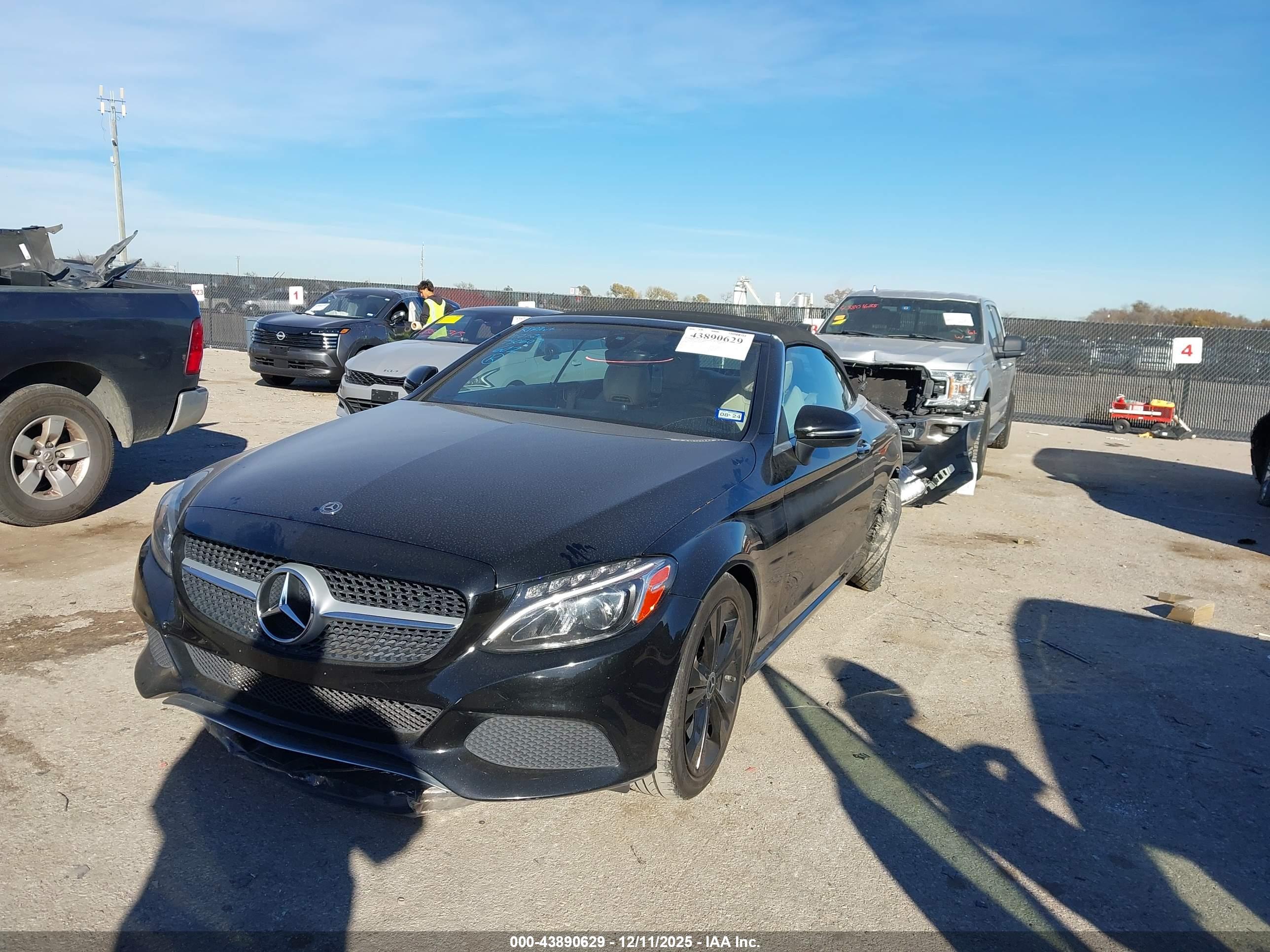 MERCEDES-BENZ C image 2