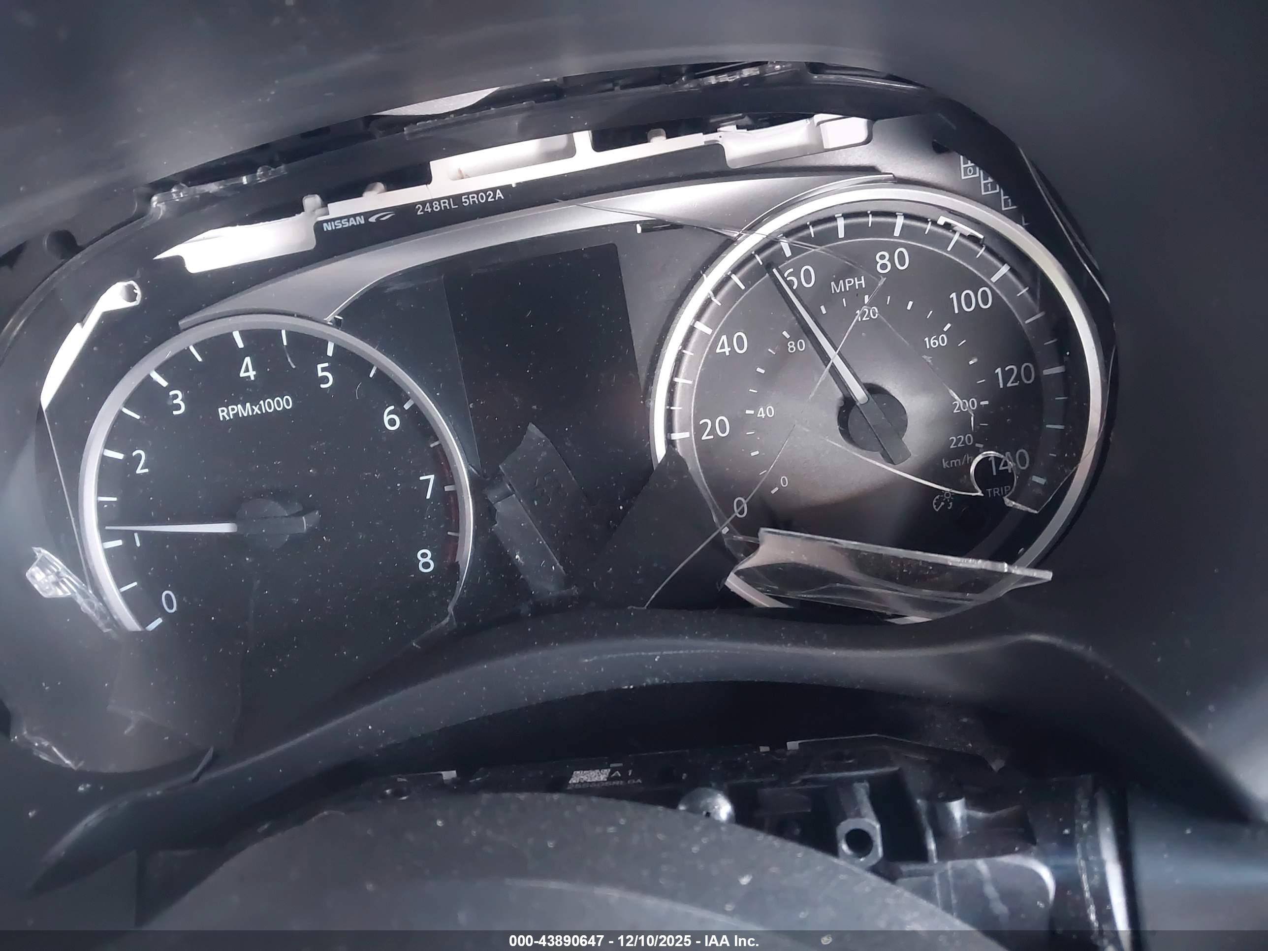 NISSAN KICKS image 7
