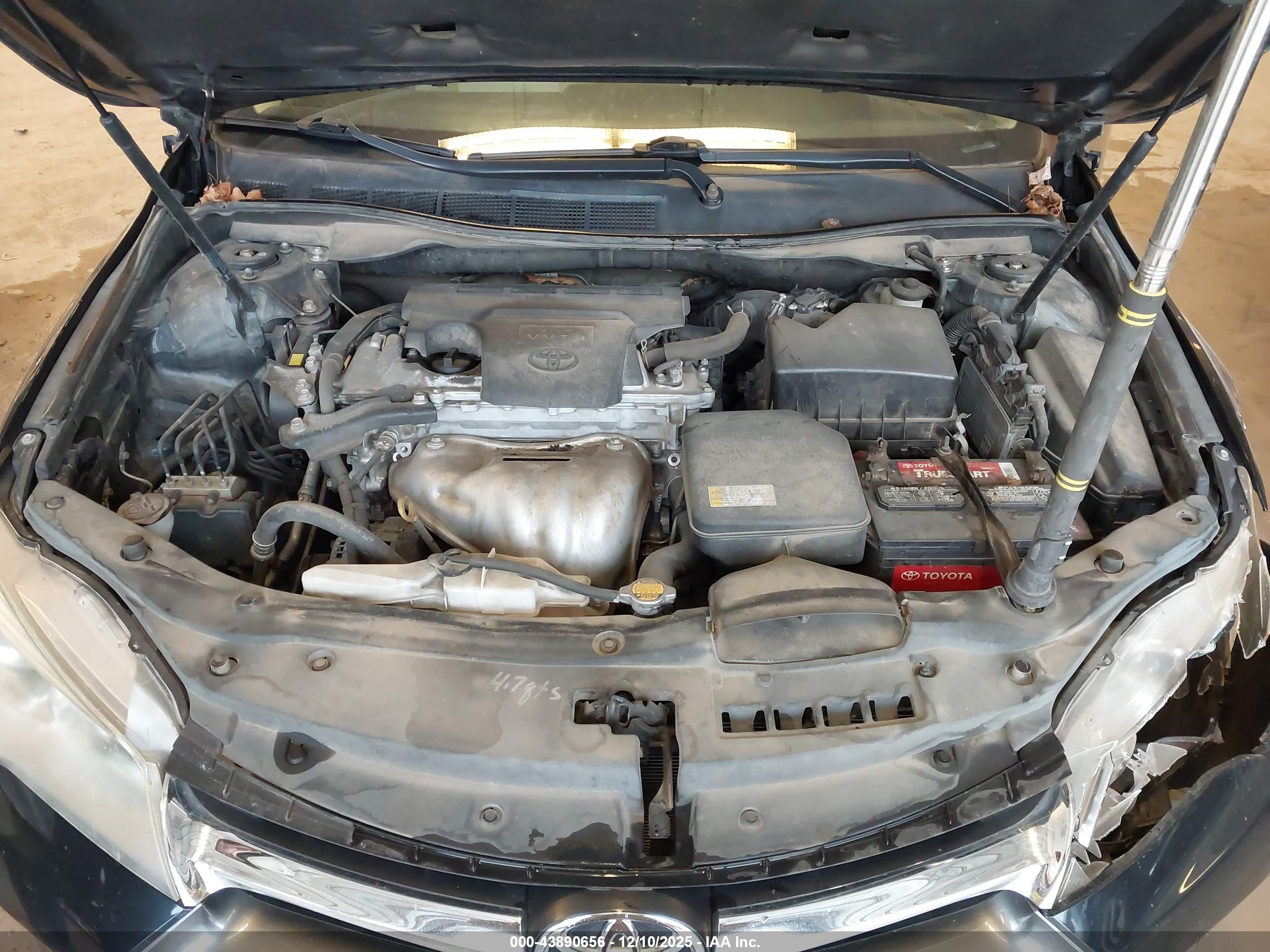 TOYOTA CAMRY image 10