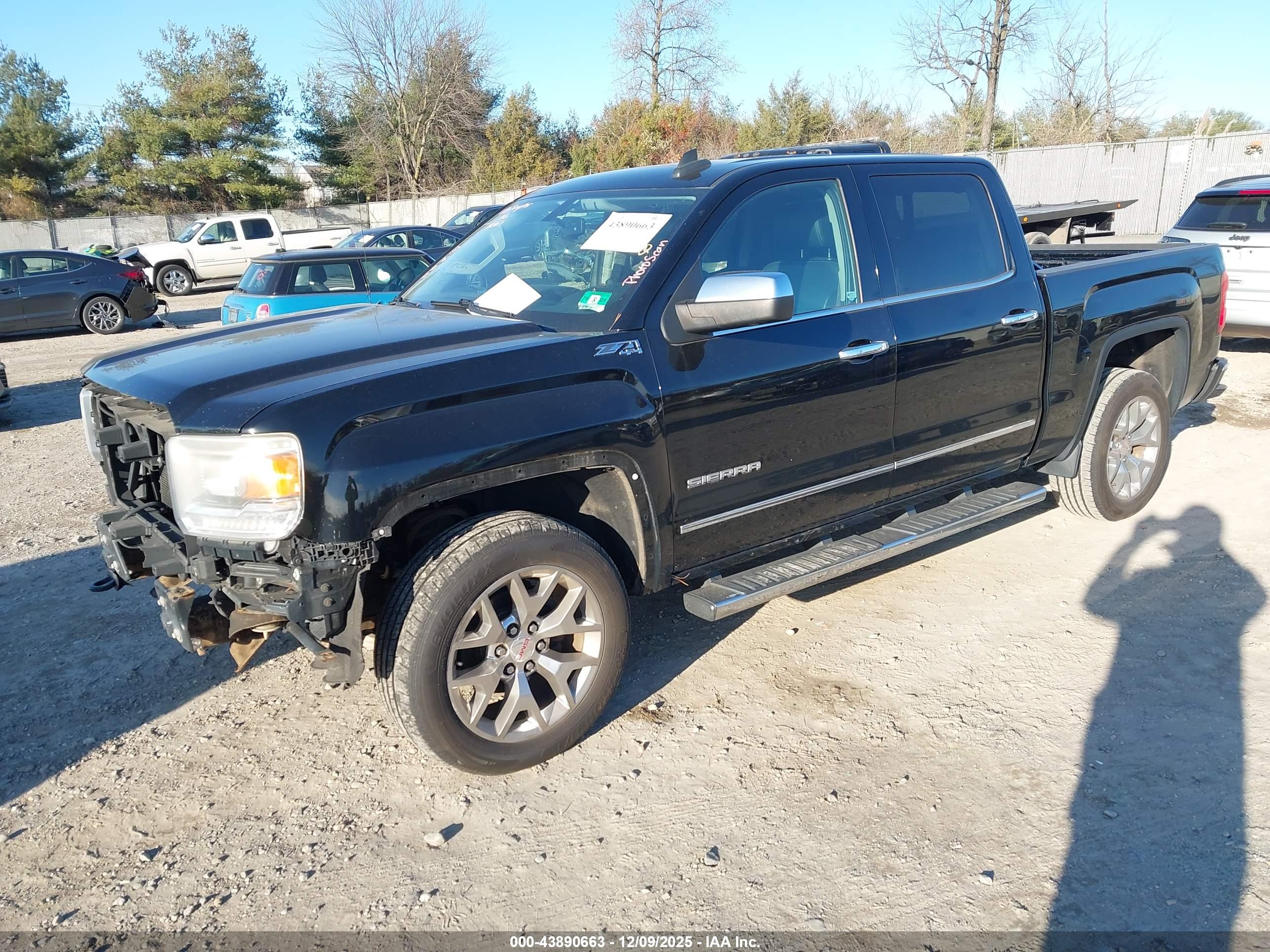 GMC SIERRA image 2
