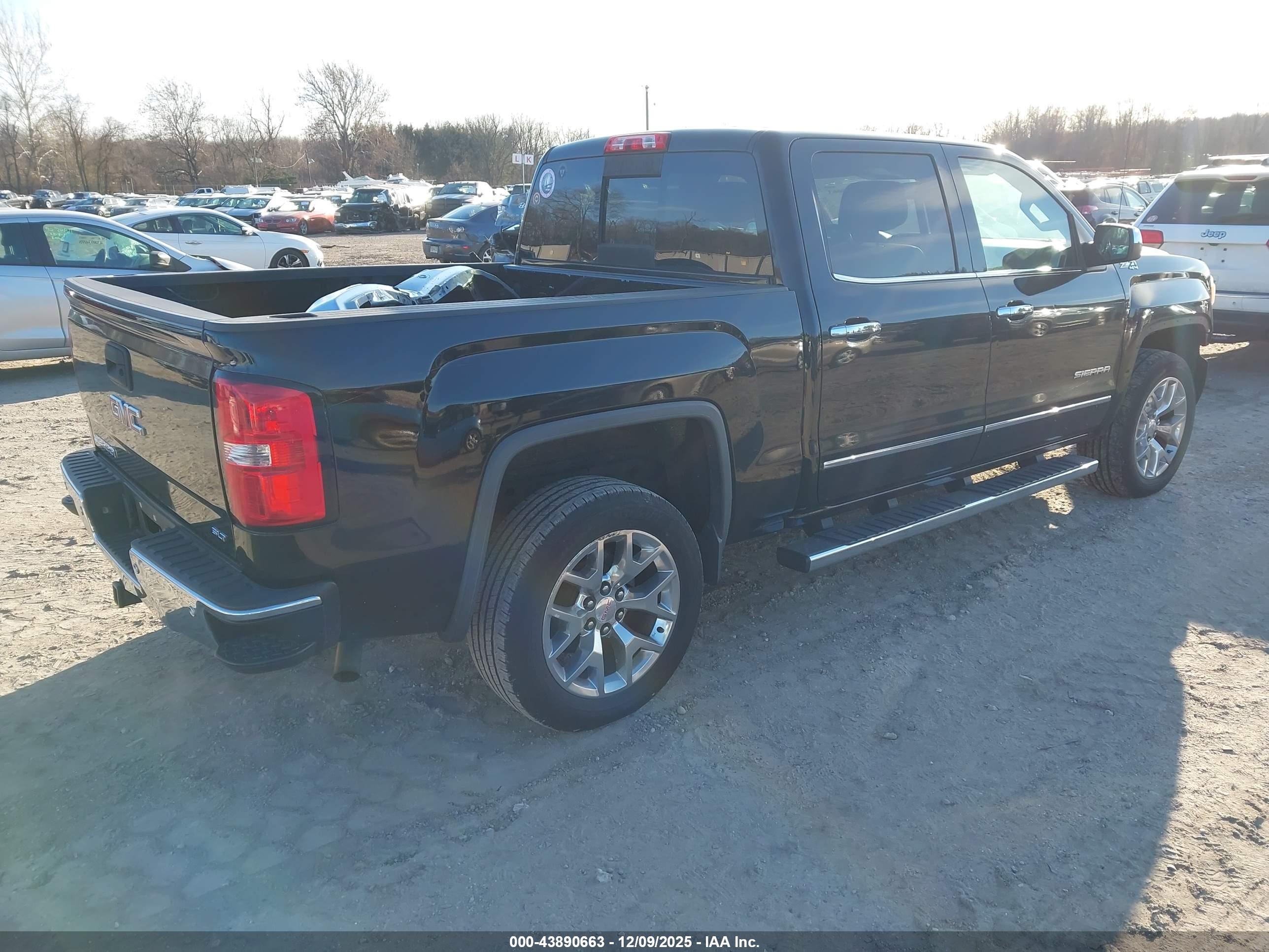 GMC SIERRA image 4