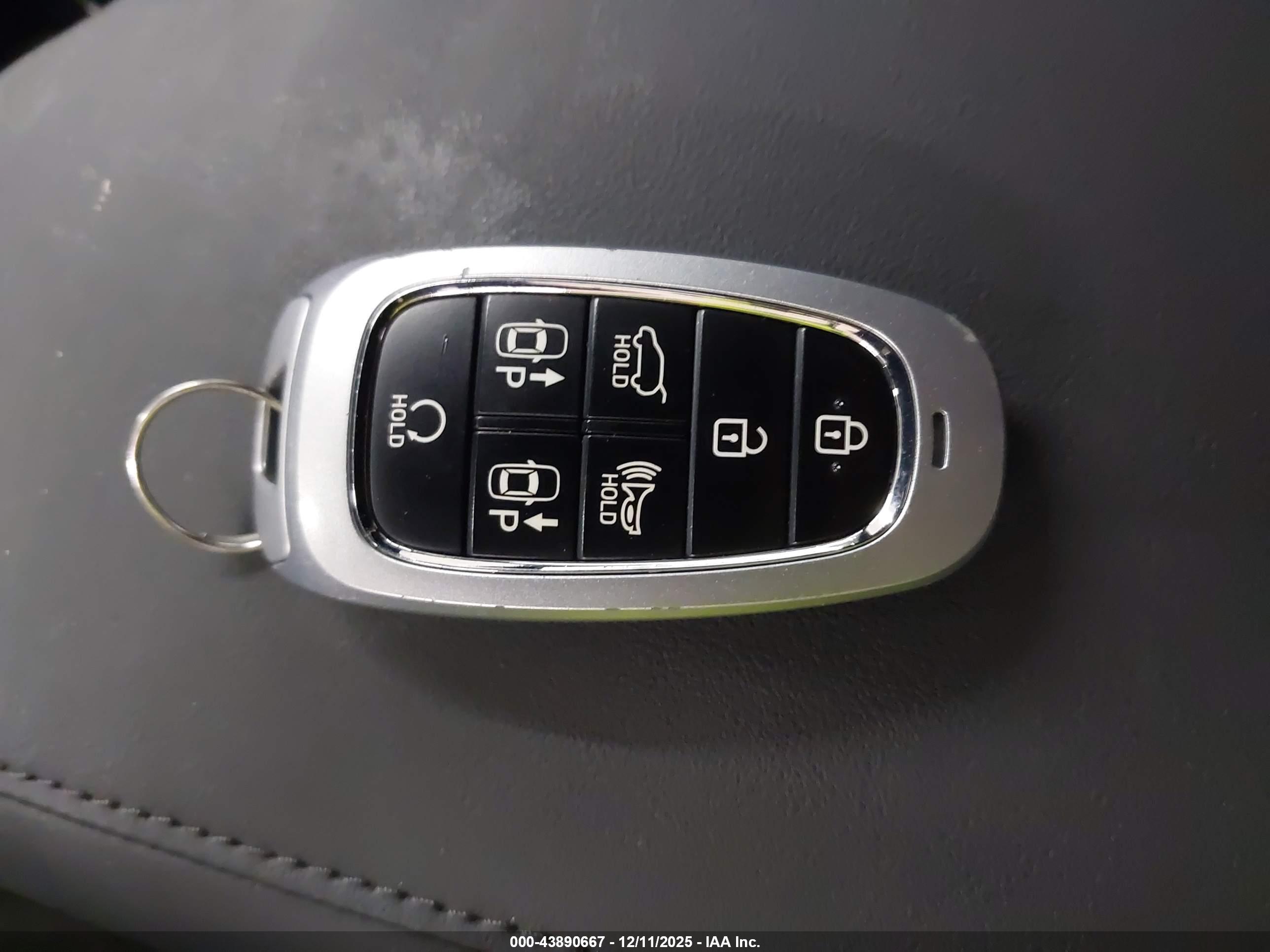 HYUNDAI PALISADE image 11