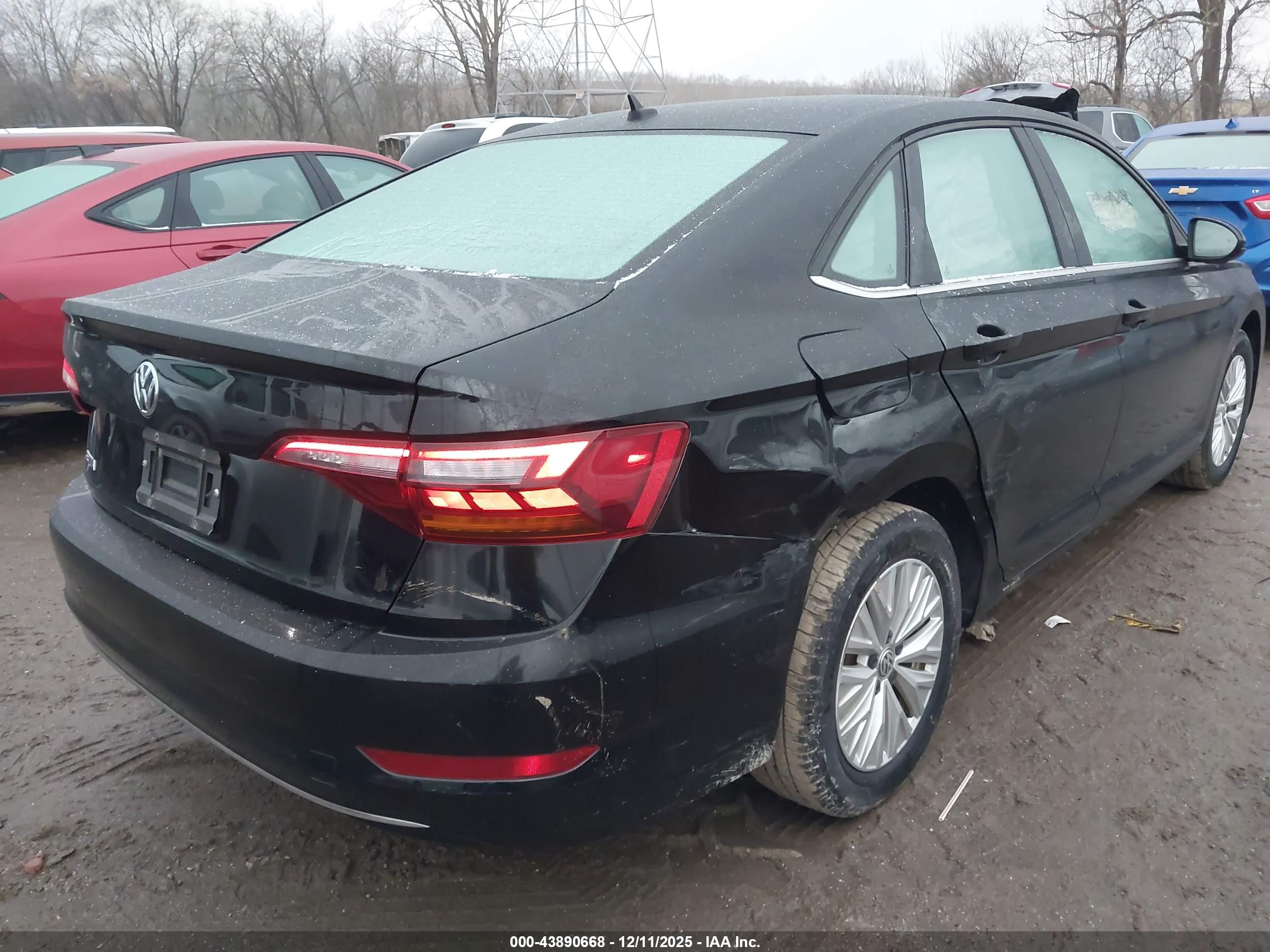 VOLKSWAGEN JETTA image 6