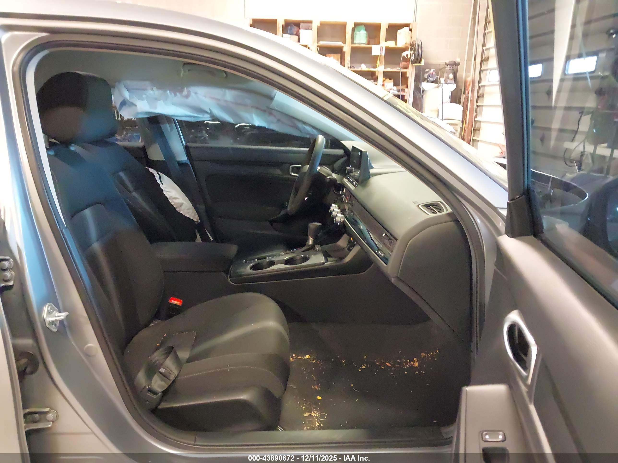 HONDA CIVIC image 5