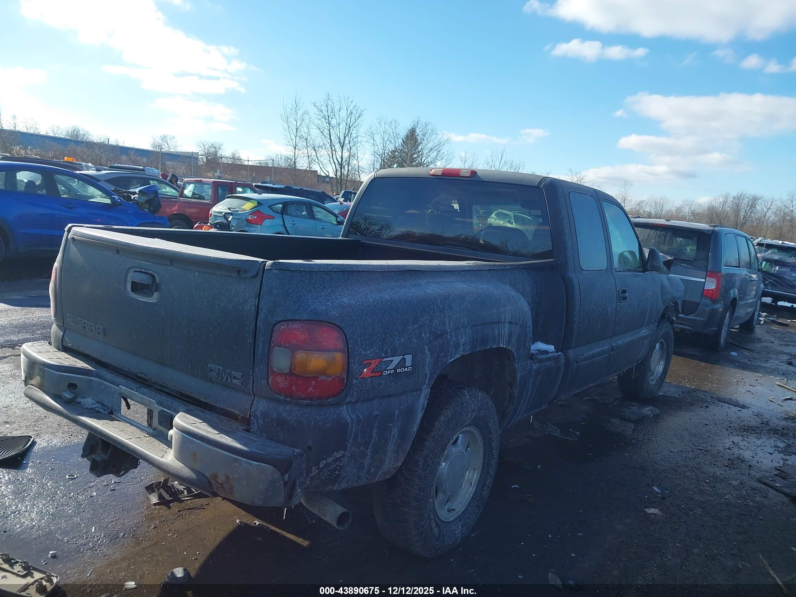 GMC SIERRA image 4