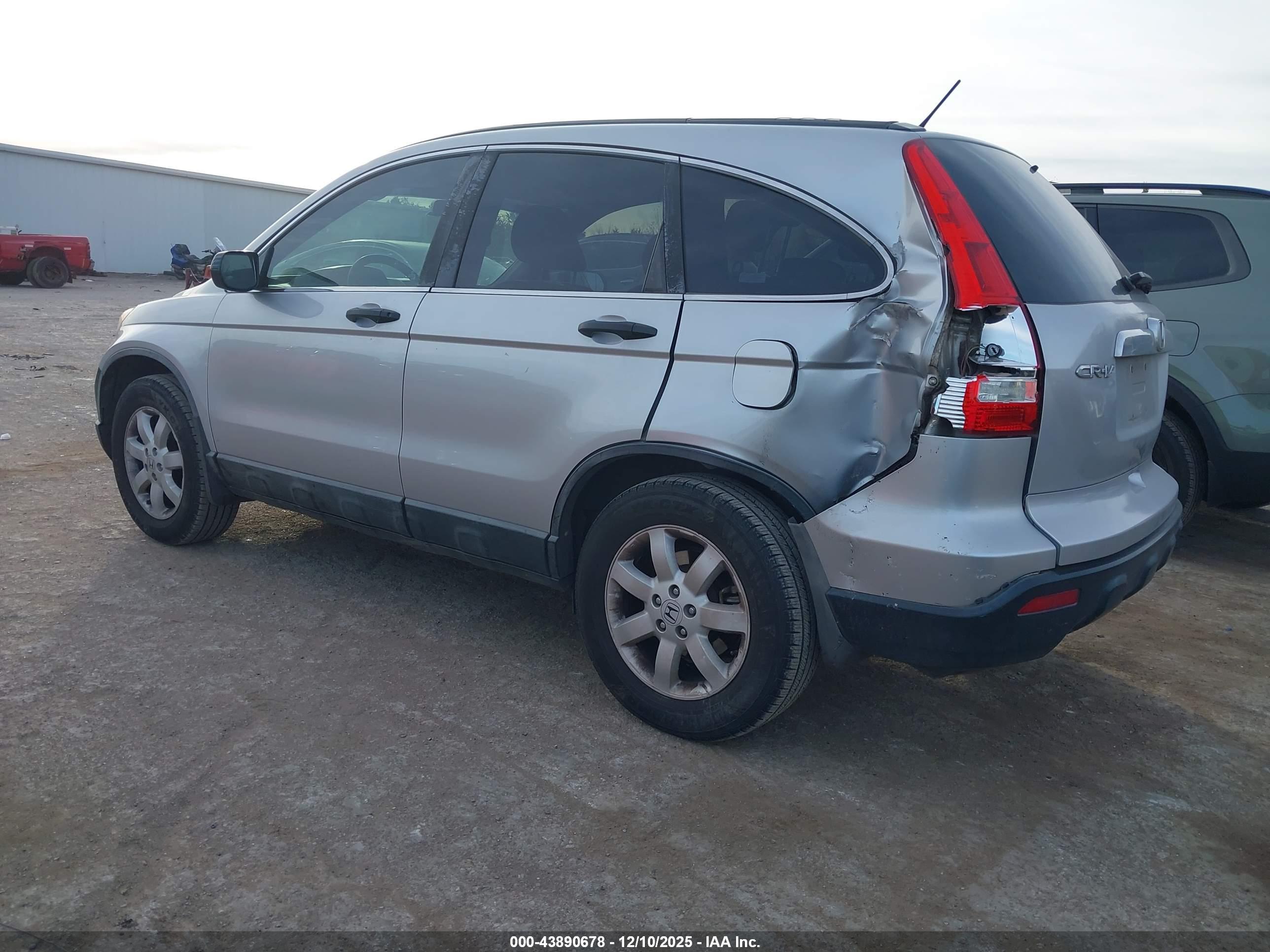 HONDA CR-V image 3