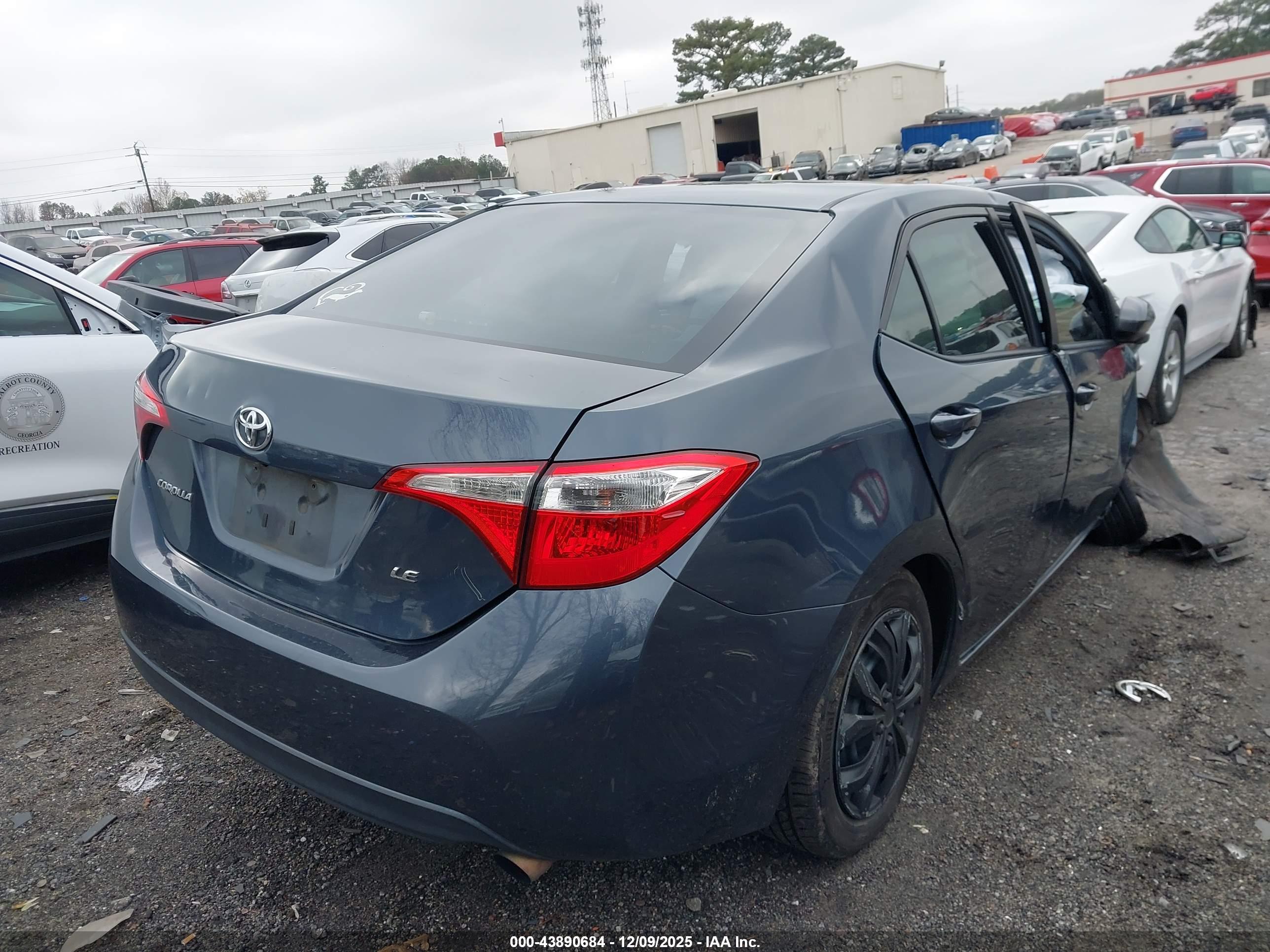 TOYOTA COROLLA image 4