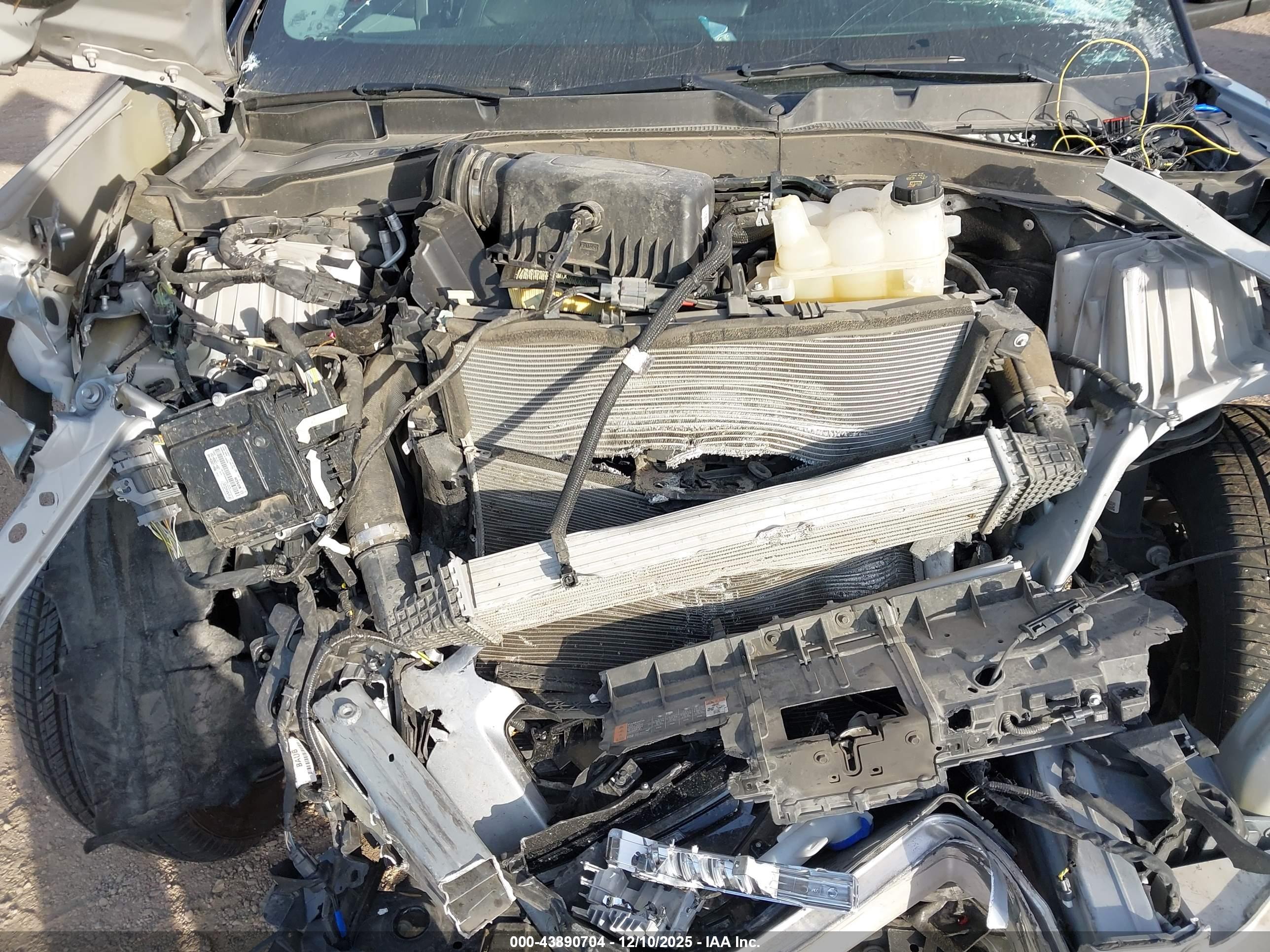 FORD EXPLORER image 10