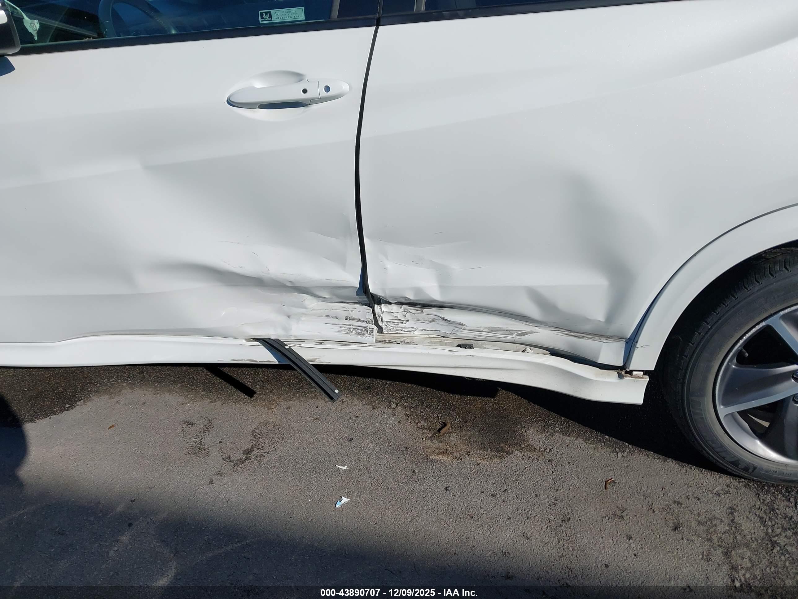 HONDA HR-V image 6
