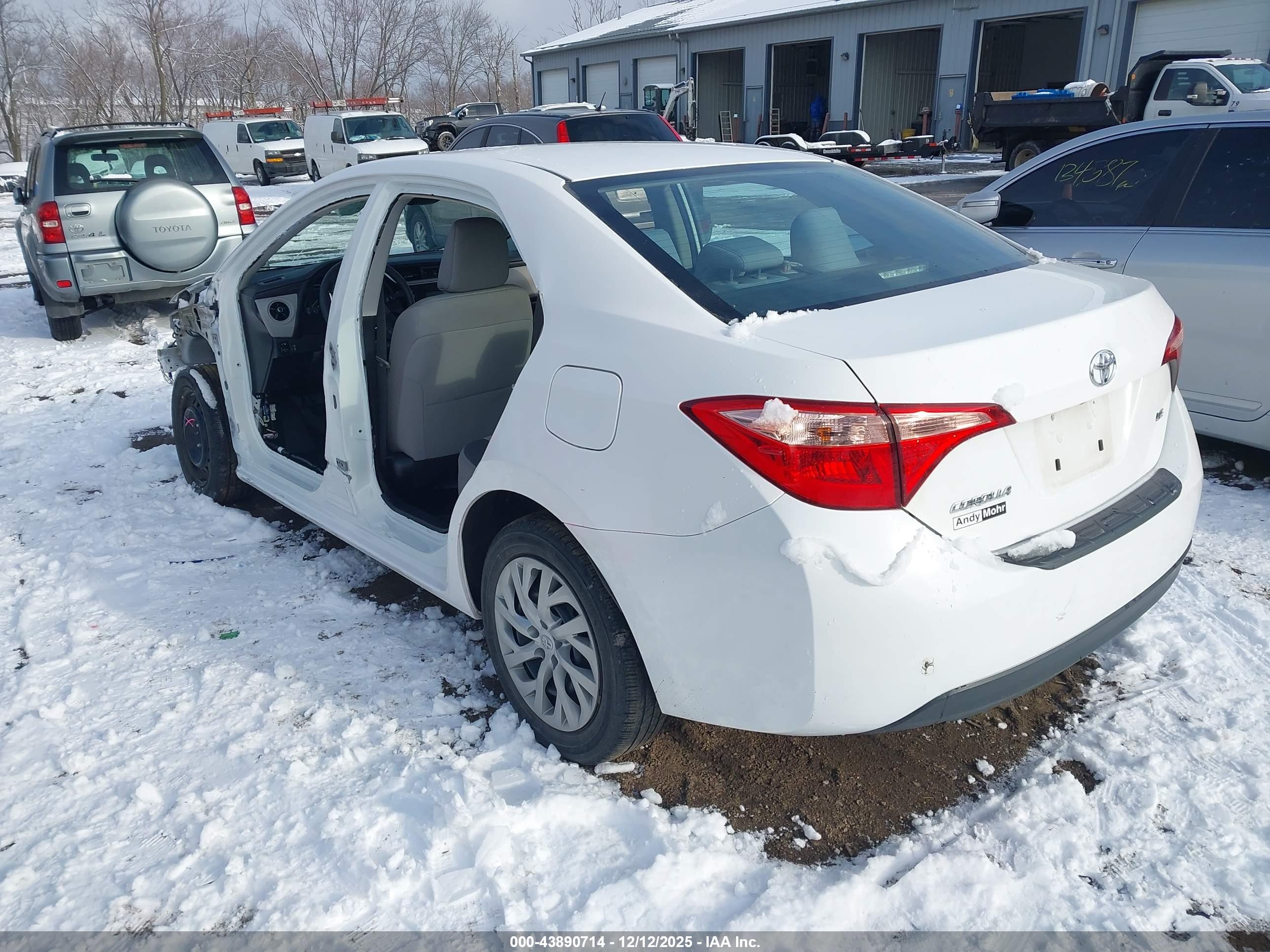 TOYOTA COROLLA image 3