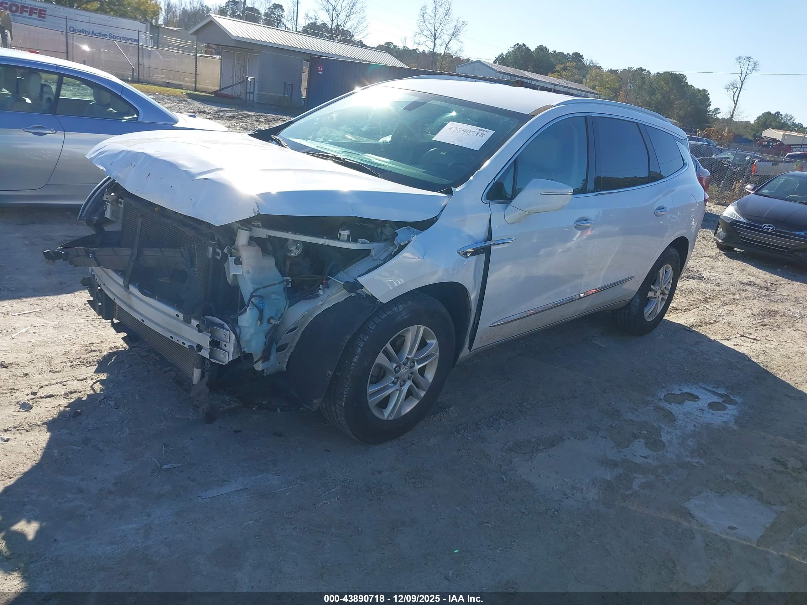 BUICK ENCLAVE image 2
