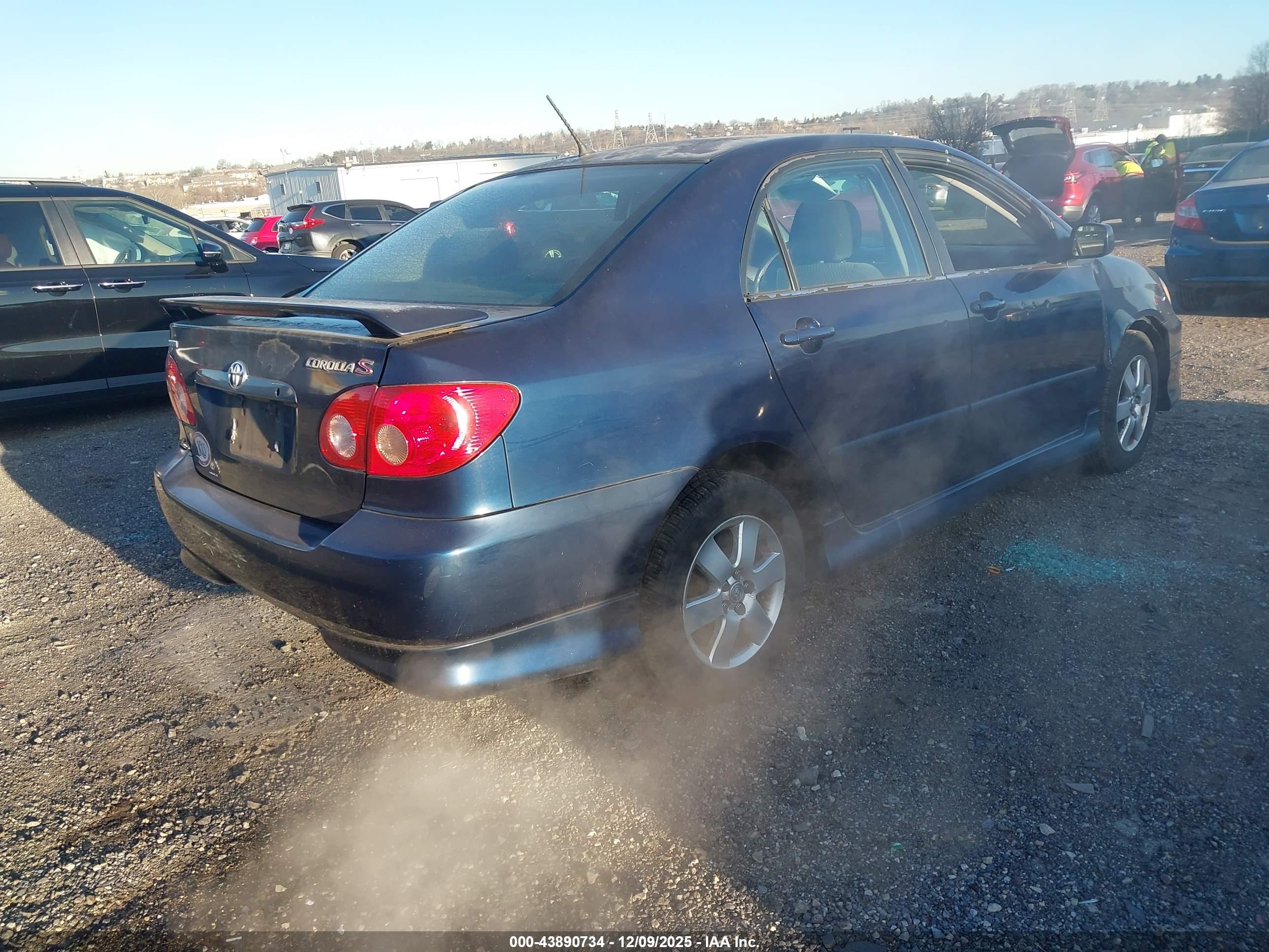 TOYOTA COROLLA image 4
