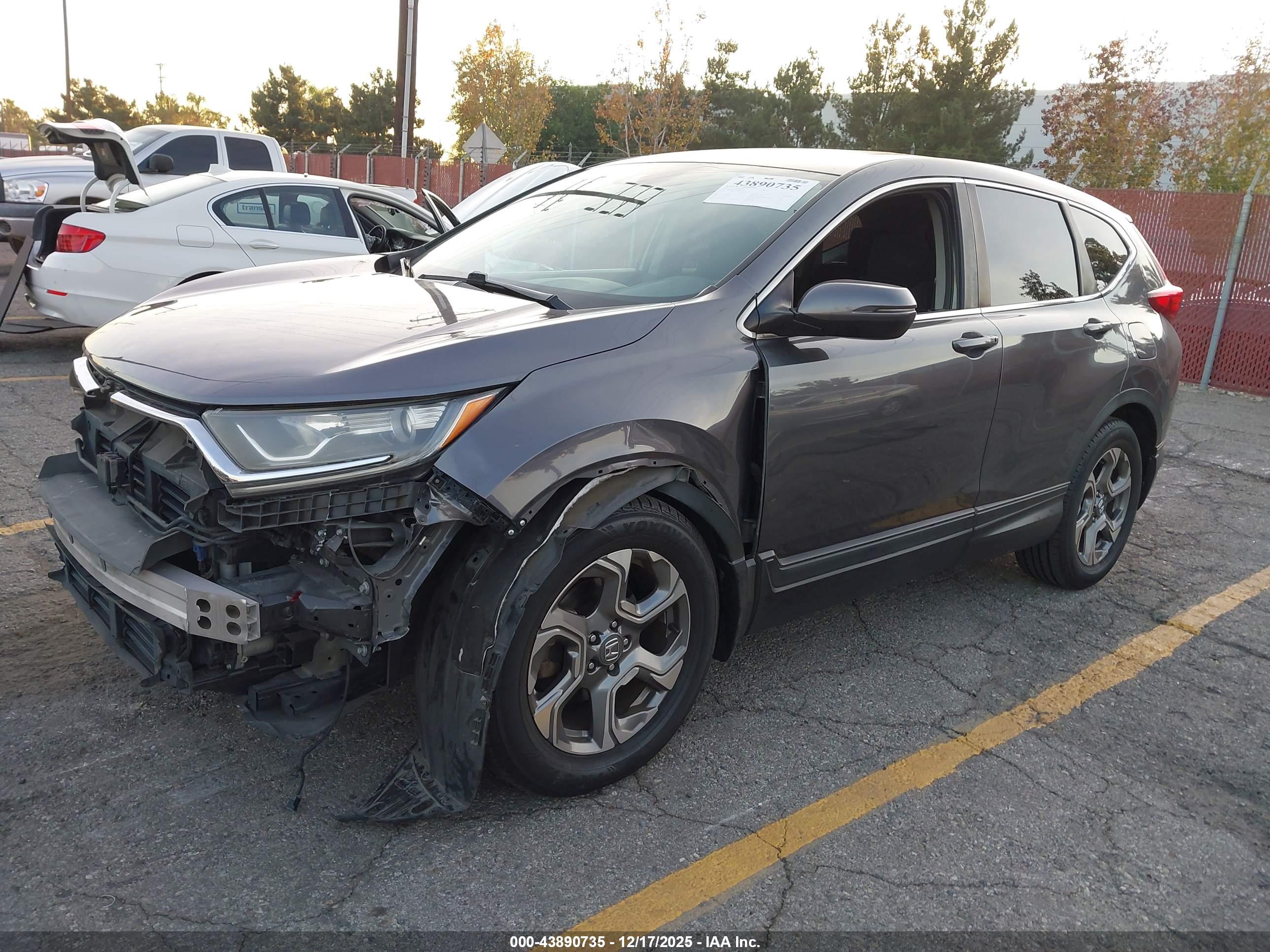 HONDA CR-V image 2