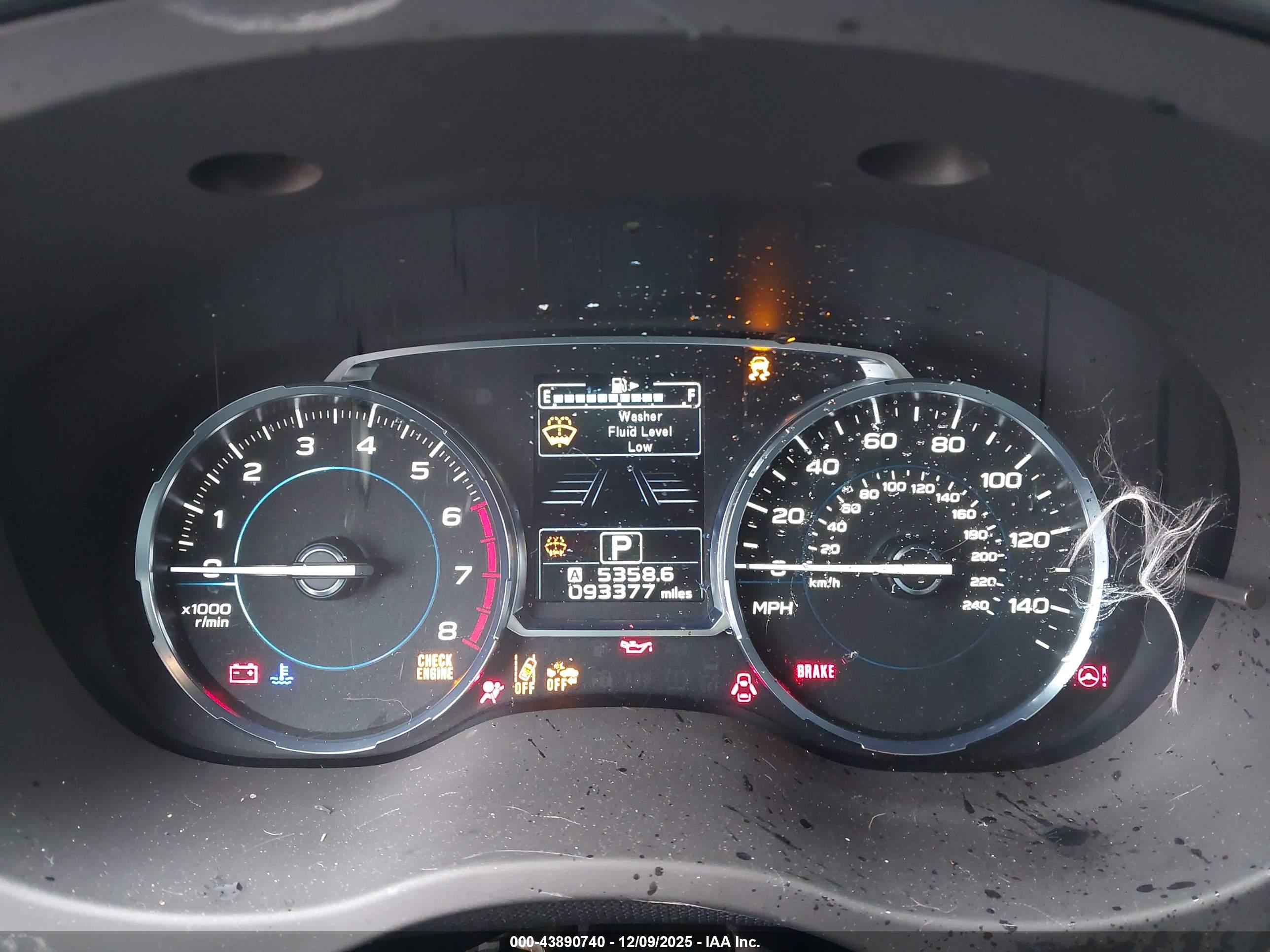 SUBARU FORESTER image 7