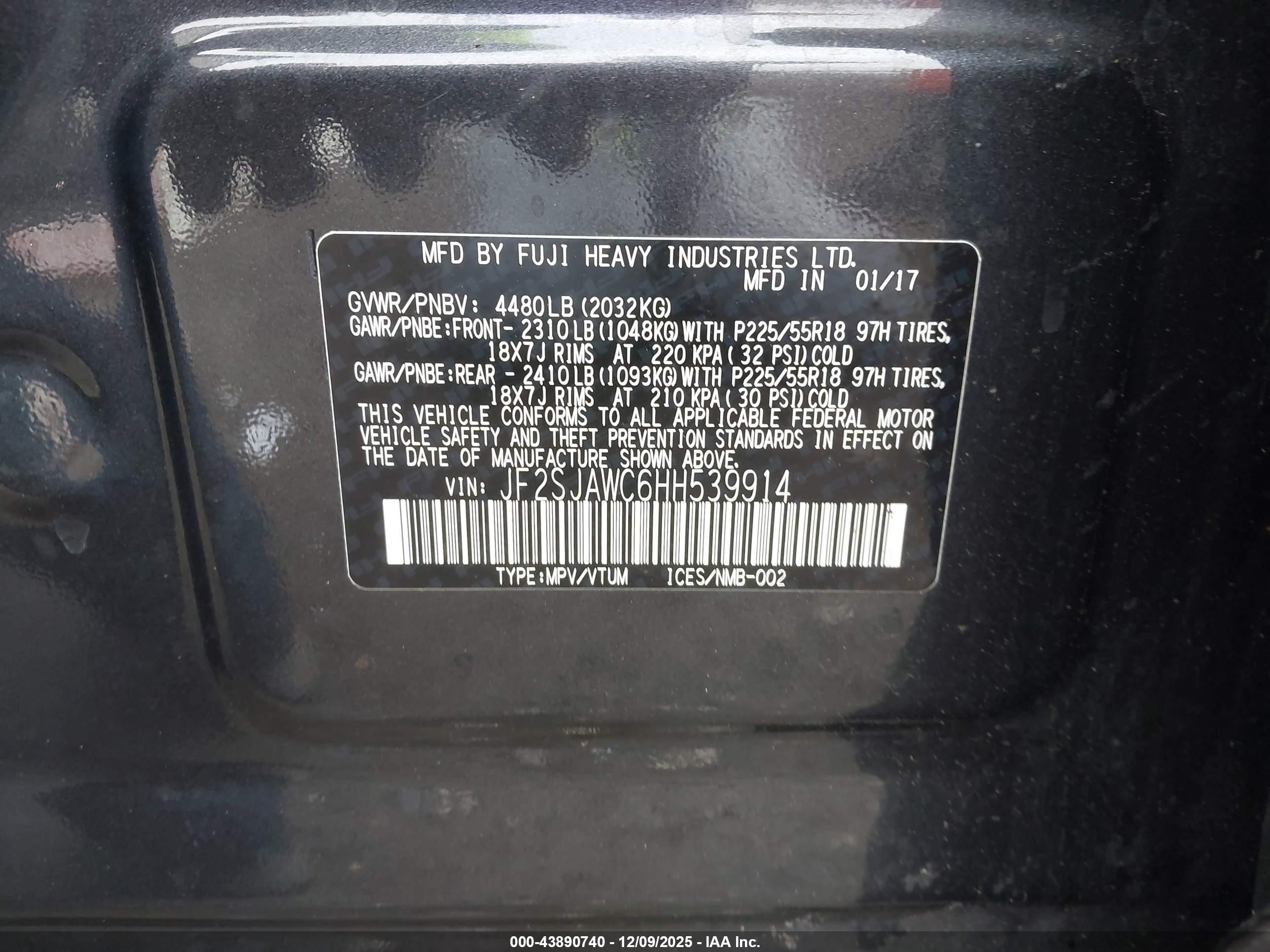 SUBARU FORESTER image 9
