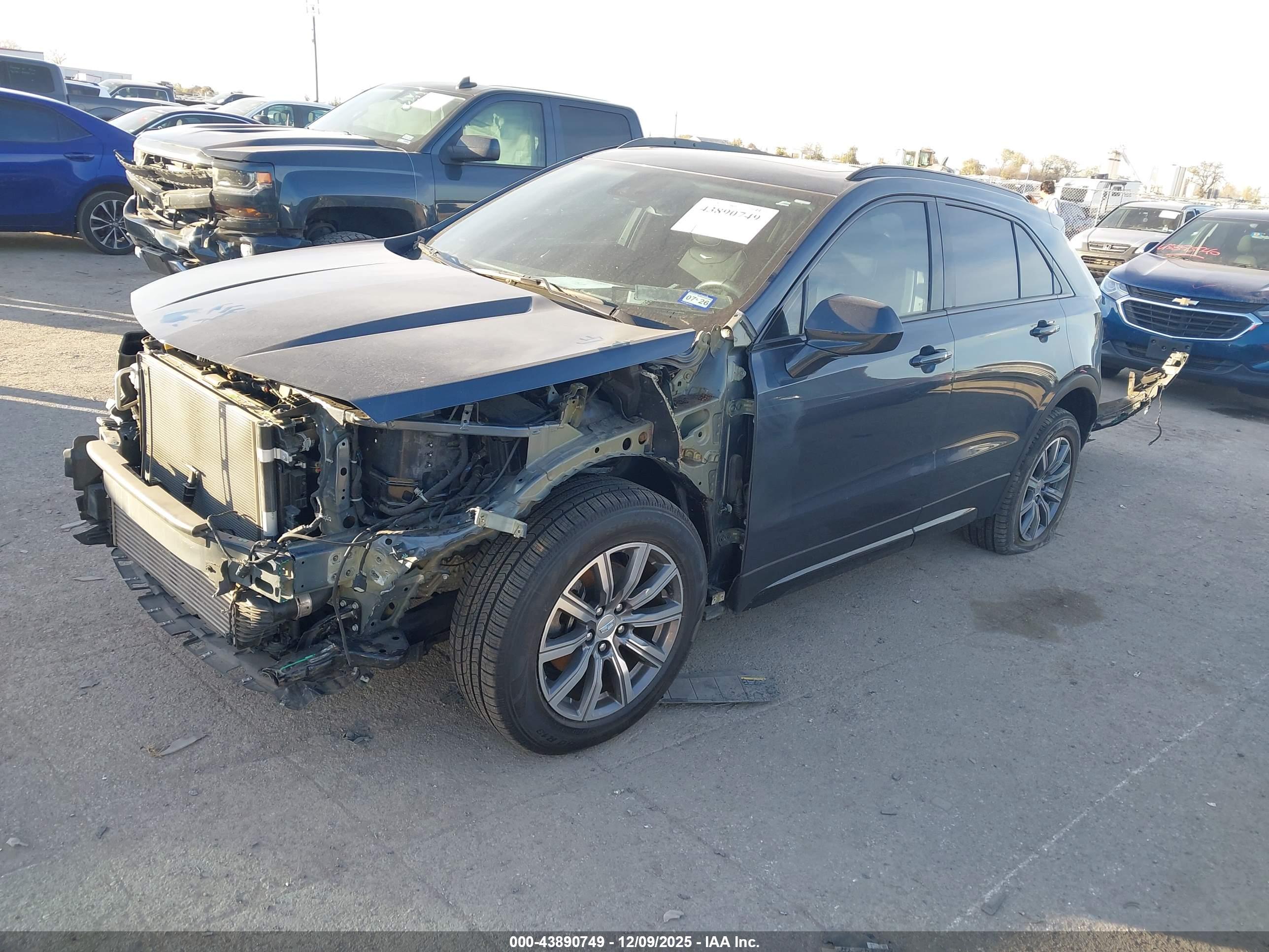 CADILLAC XT4 image 2