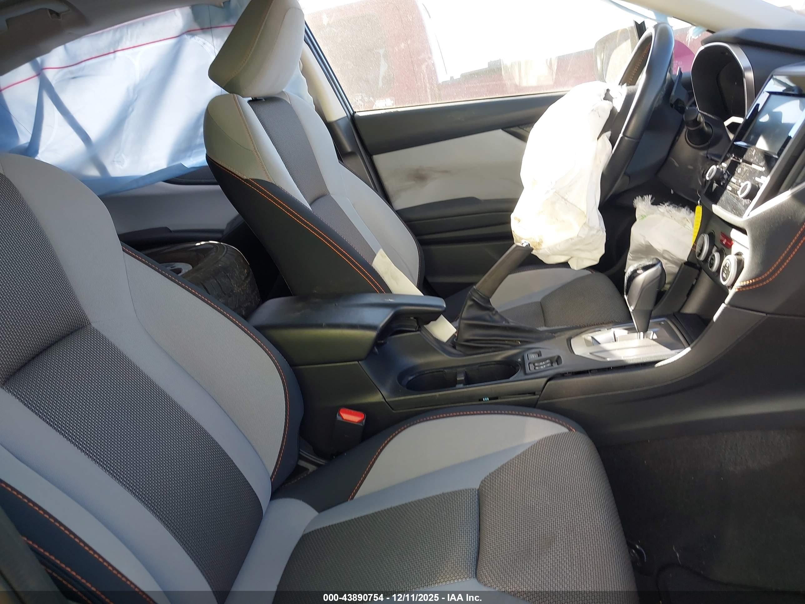 SUBARU CROSSTREK image 5