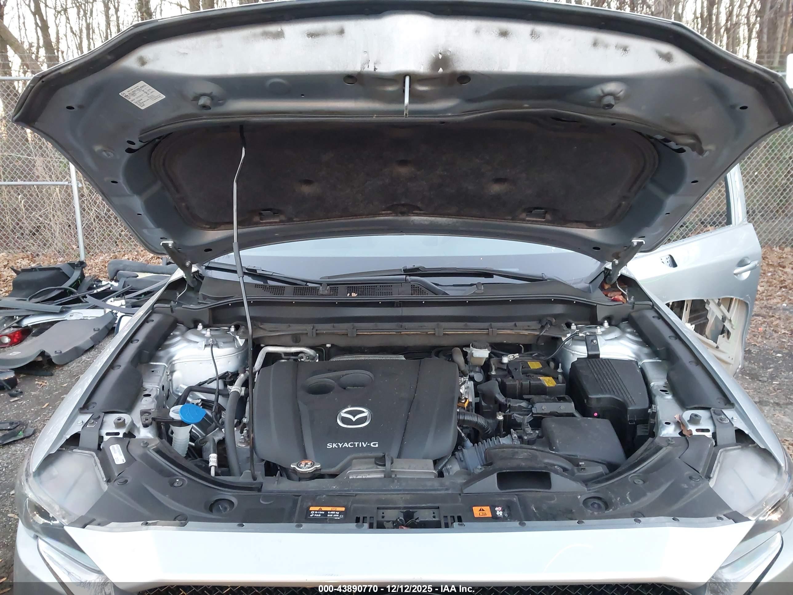 MAZDA CX-5 image 10