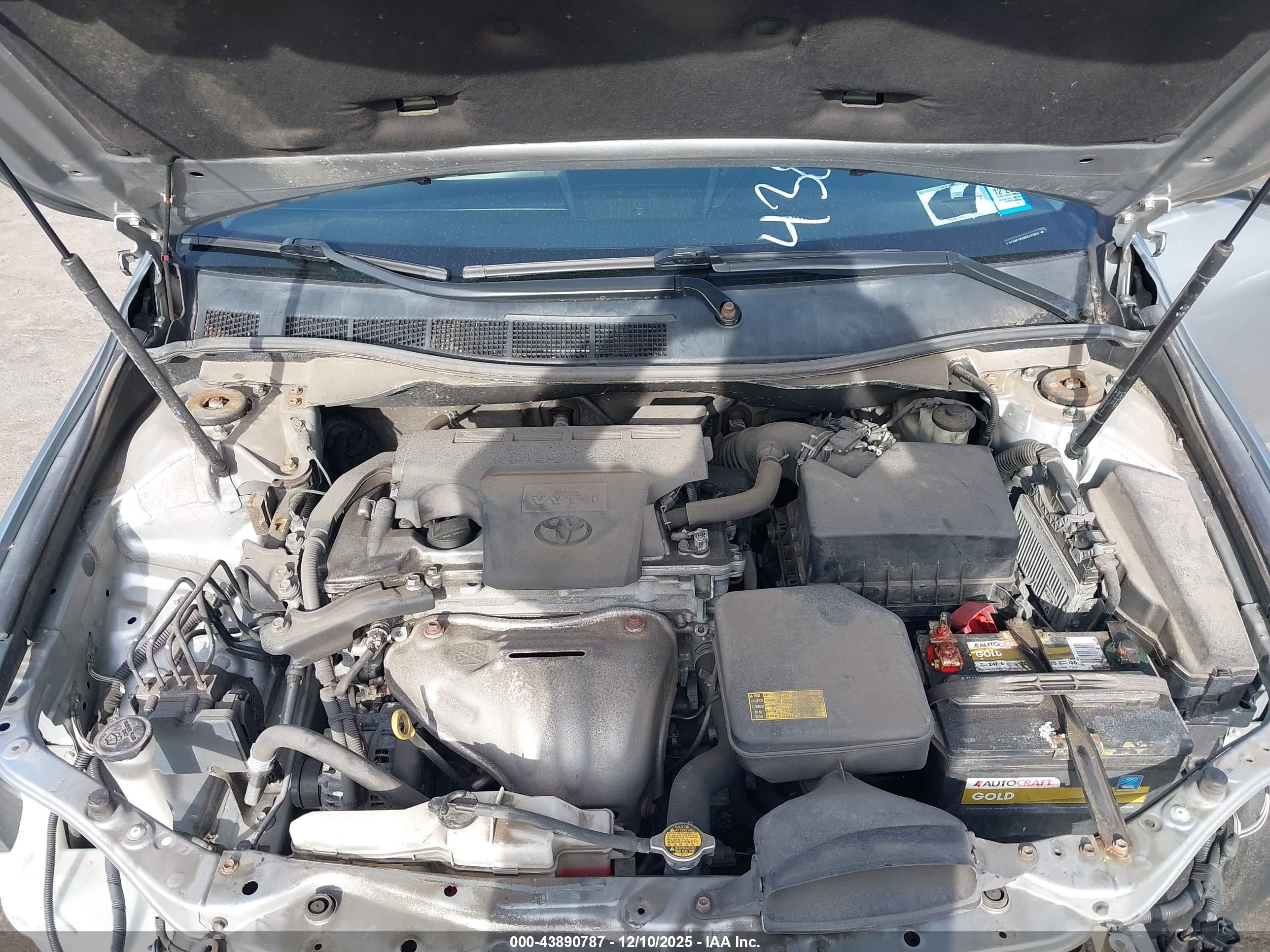 TOYOTA CAMRY image 10