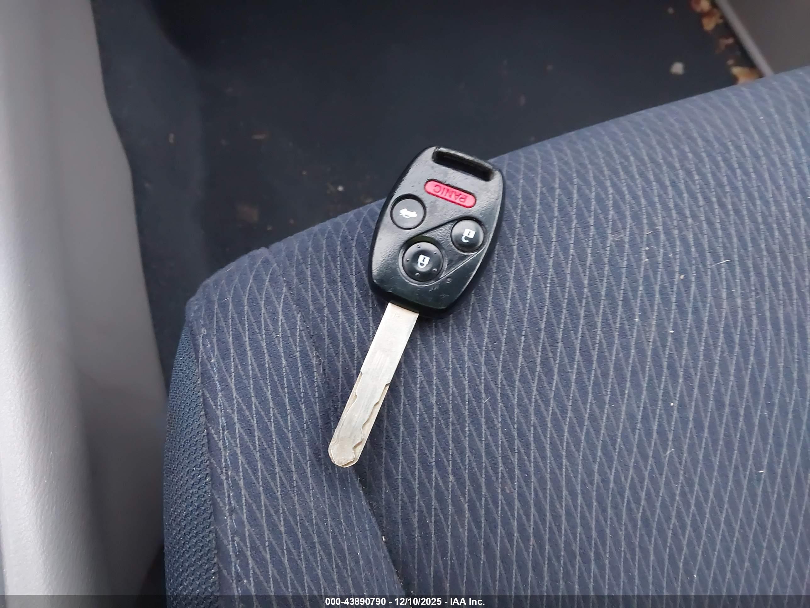 HONDA CIVIC image 11