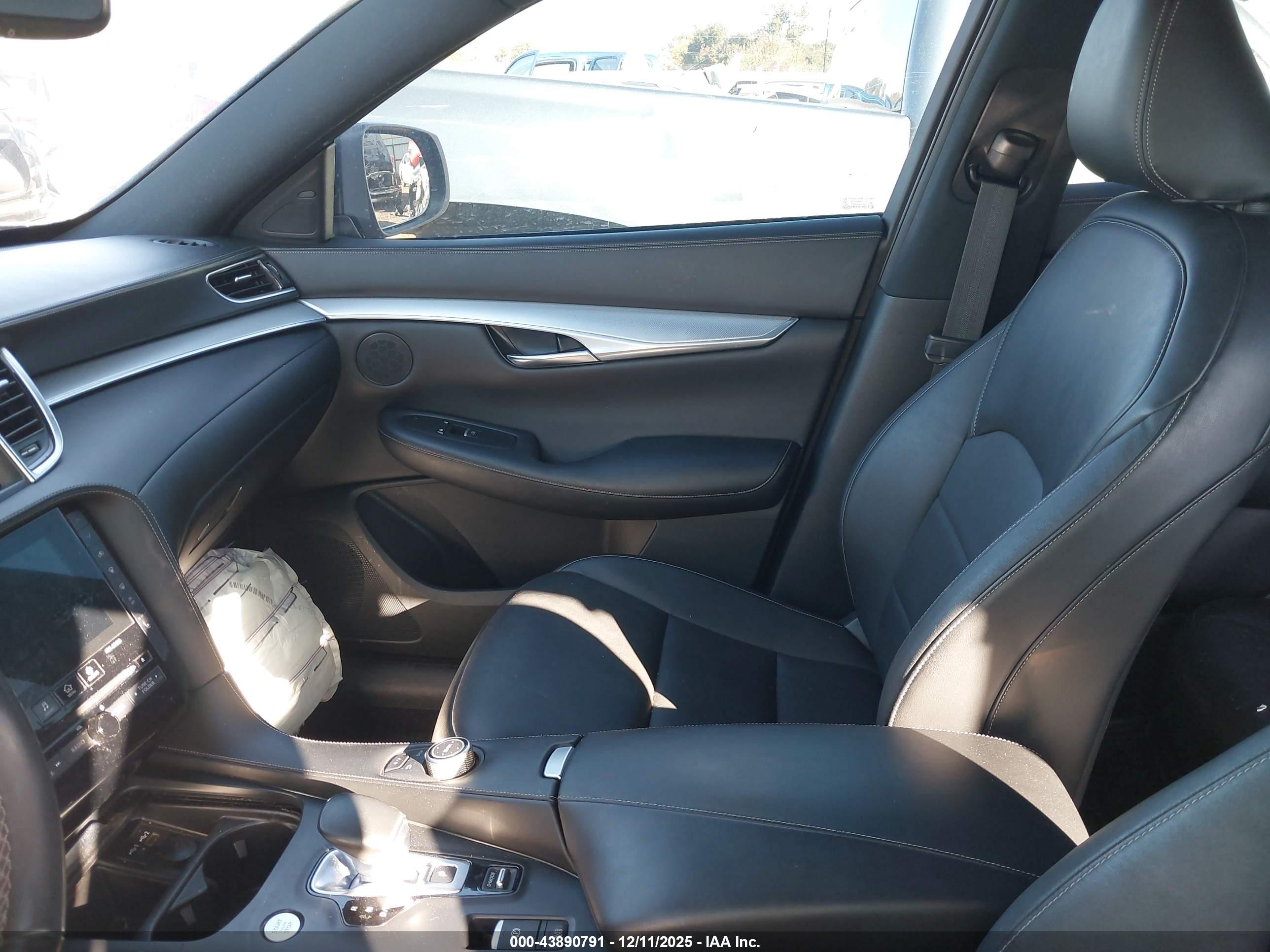 INFINITI QX50 image 5