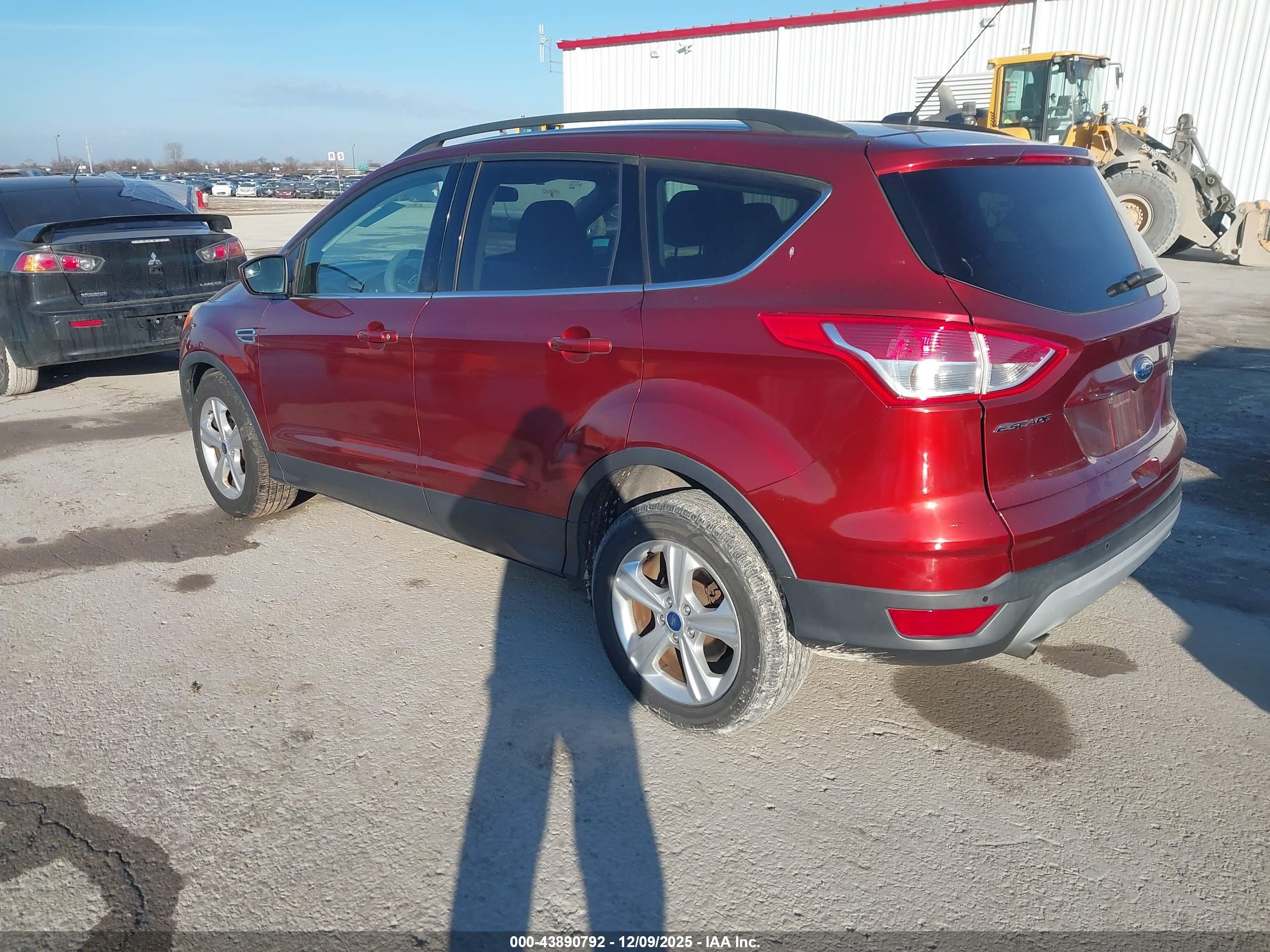 FORD ESCAPE image 3
