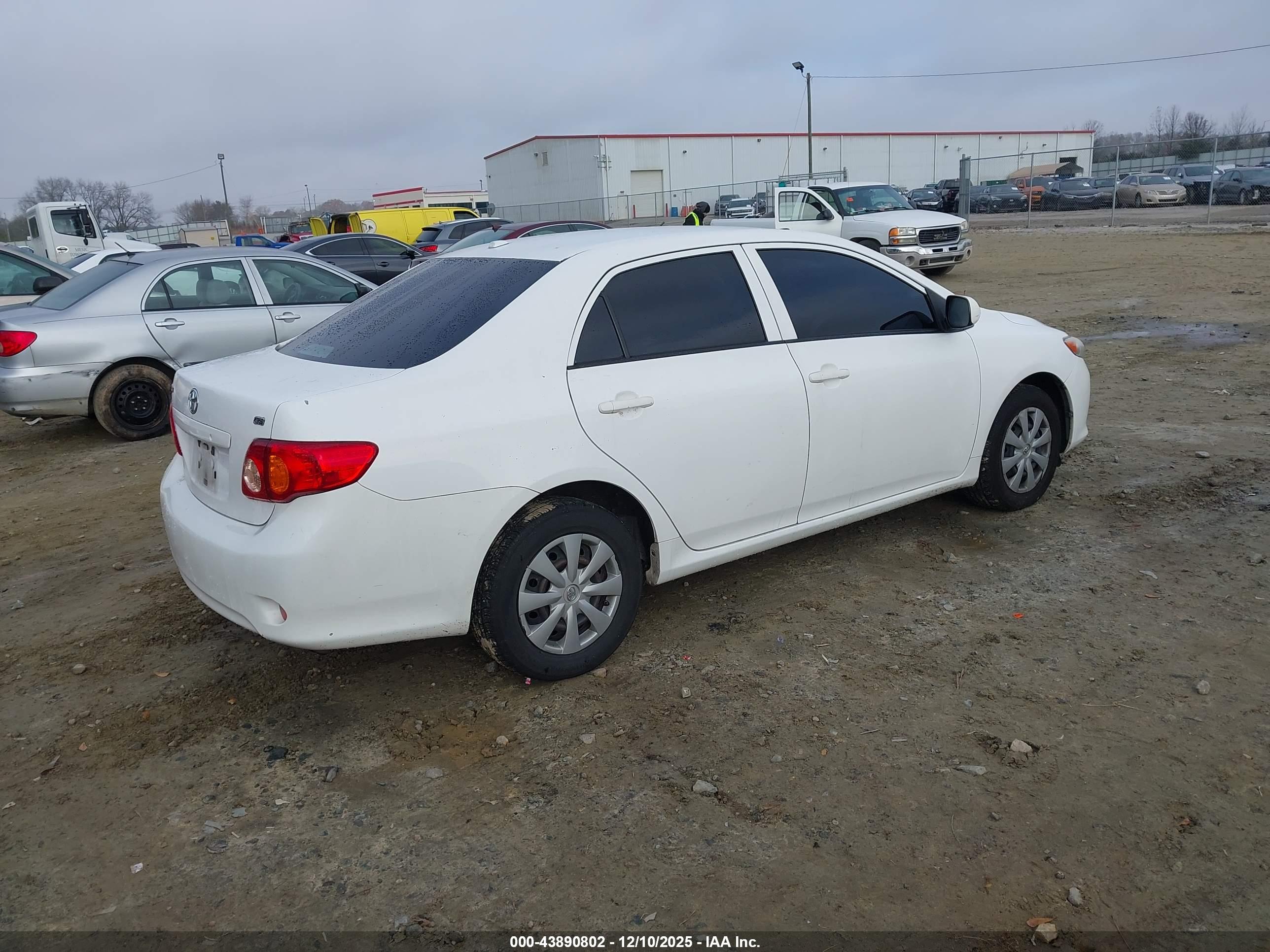 TOYOTA COROLLA image 4