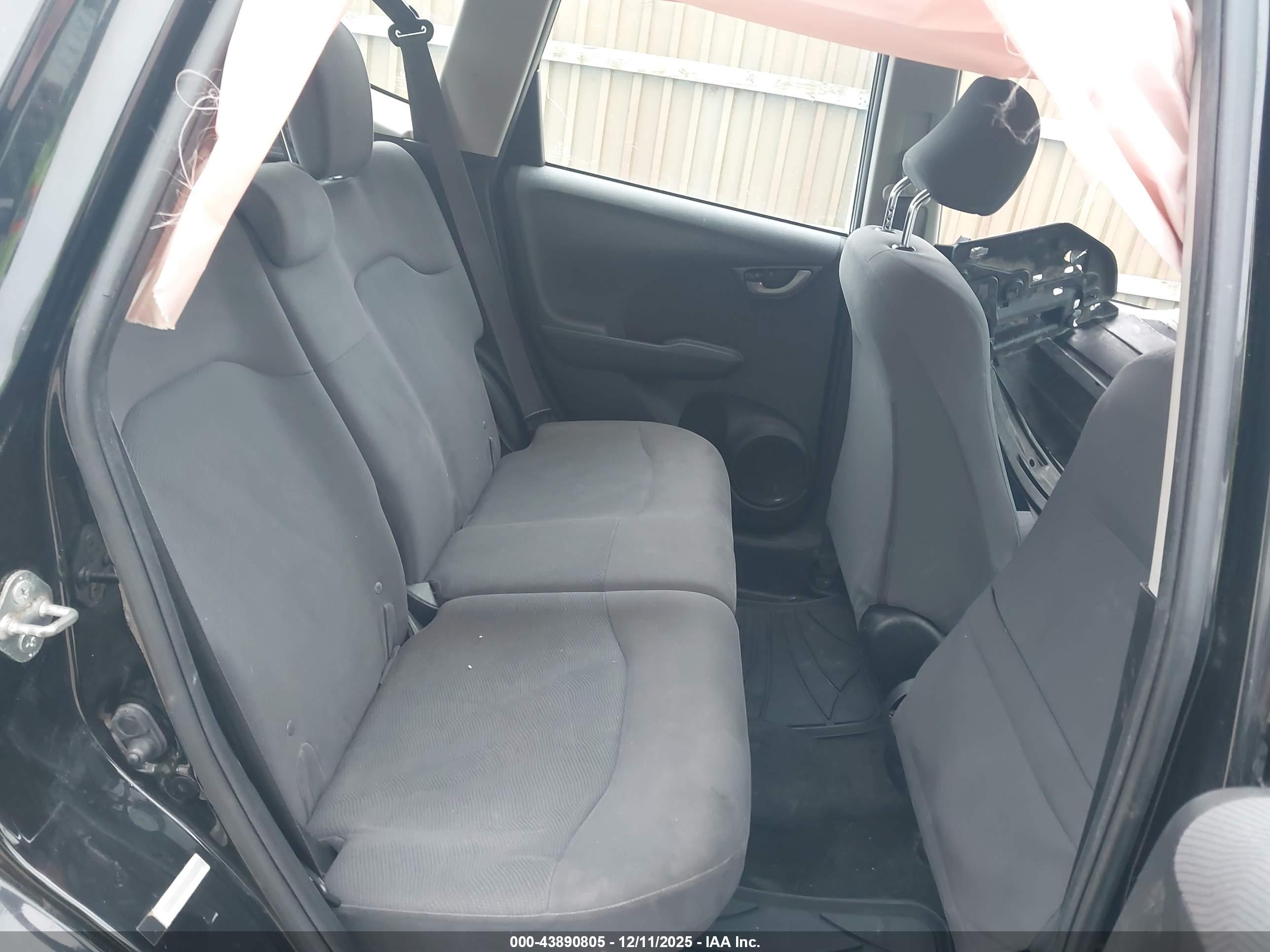 HONDA FIT image 8