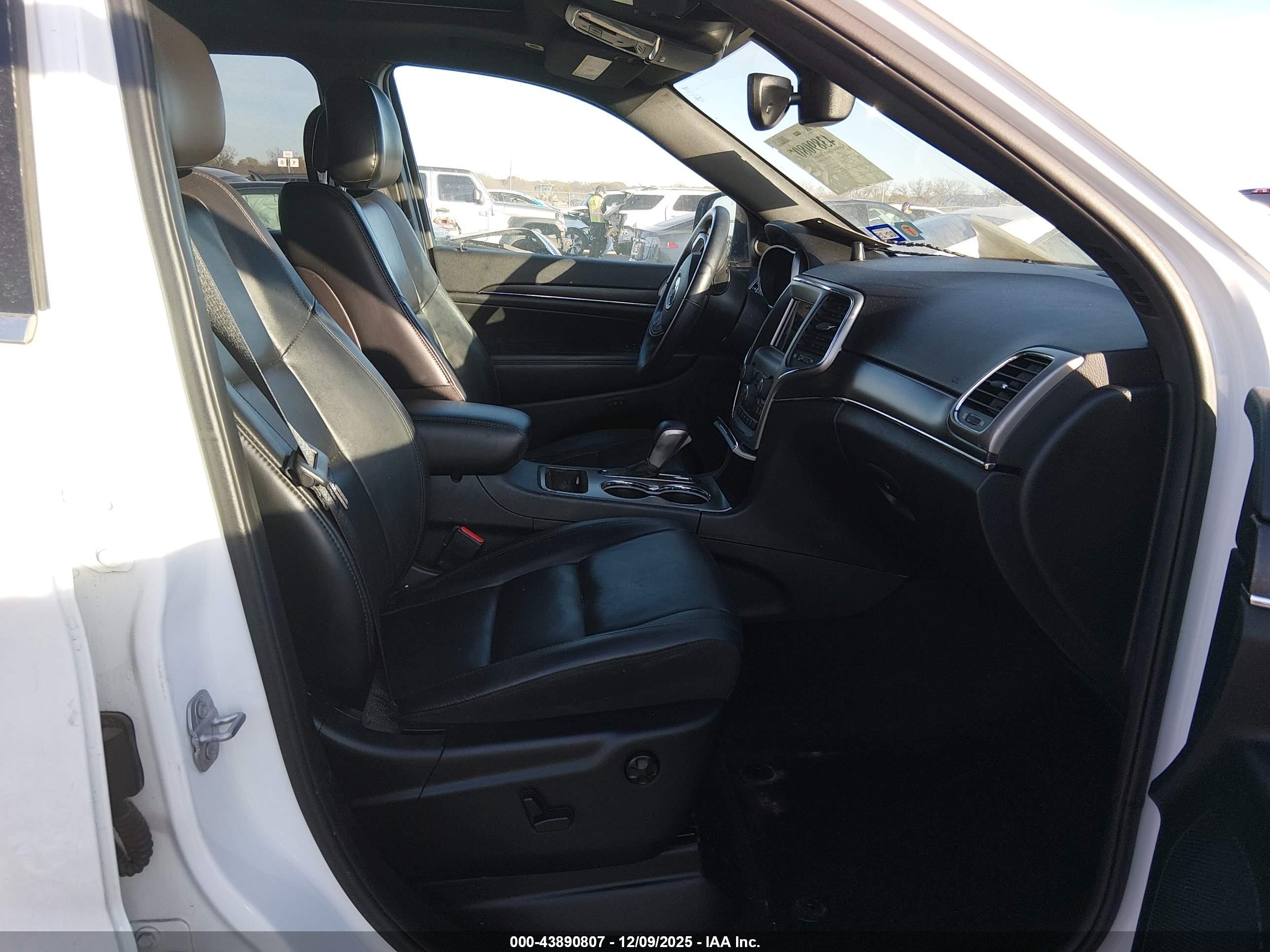 JEEP GRAND image 5