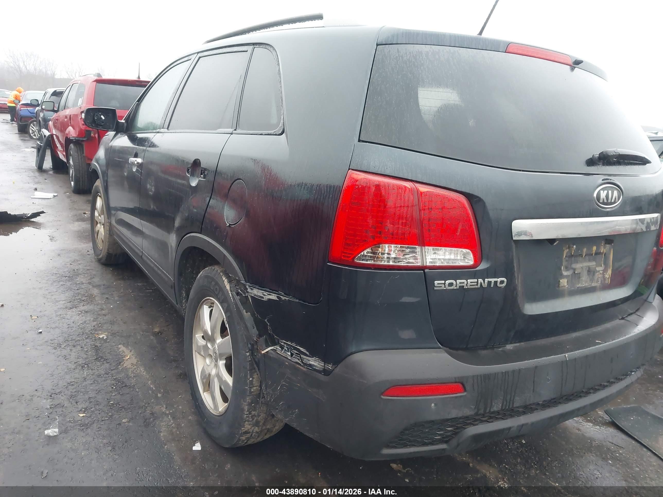 KIA SORENTO image 6