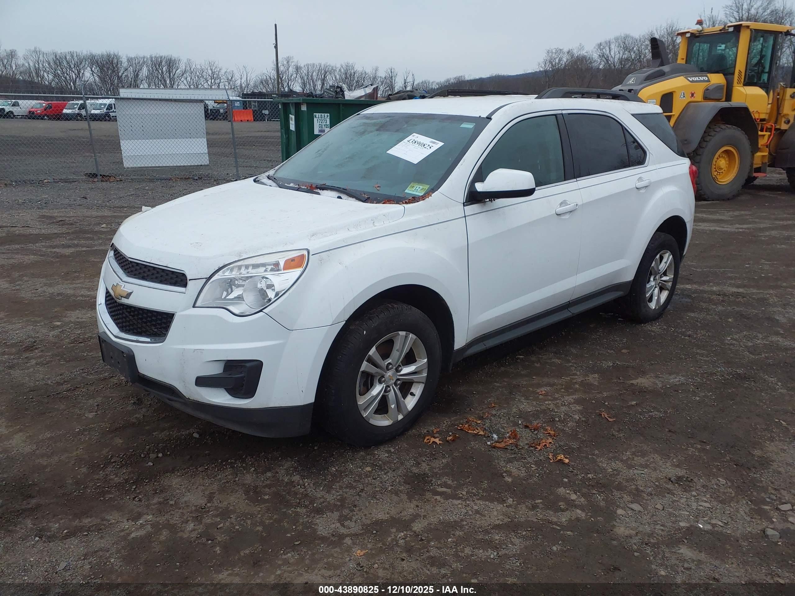 CHEVROLET EQUINOX image 2