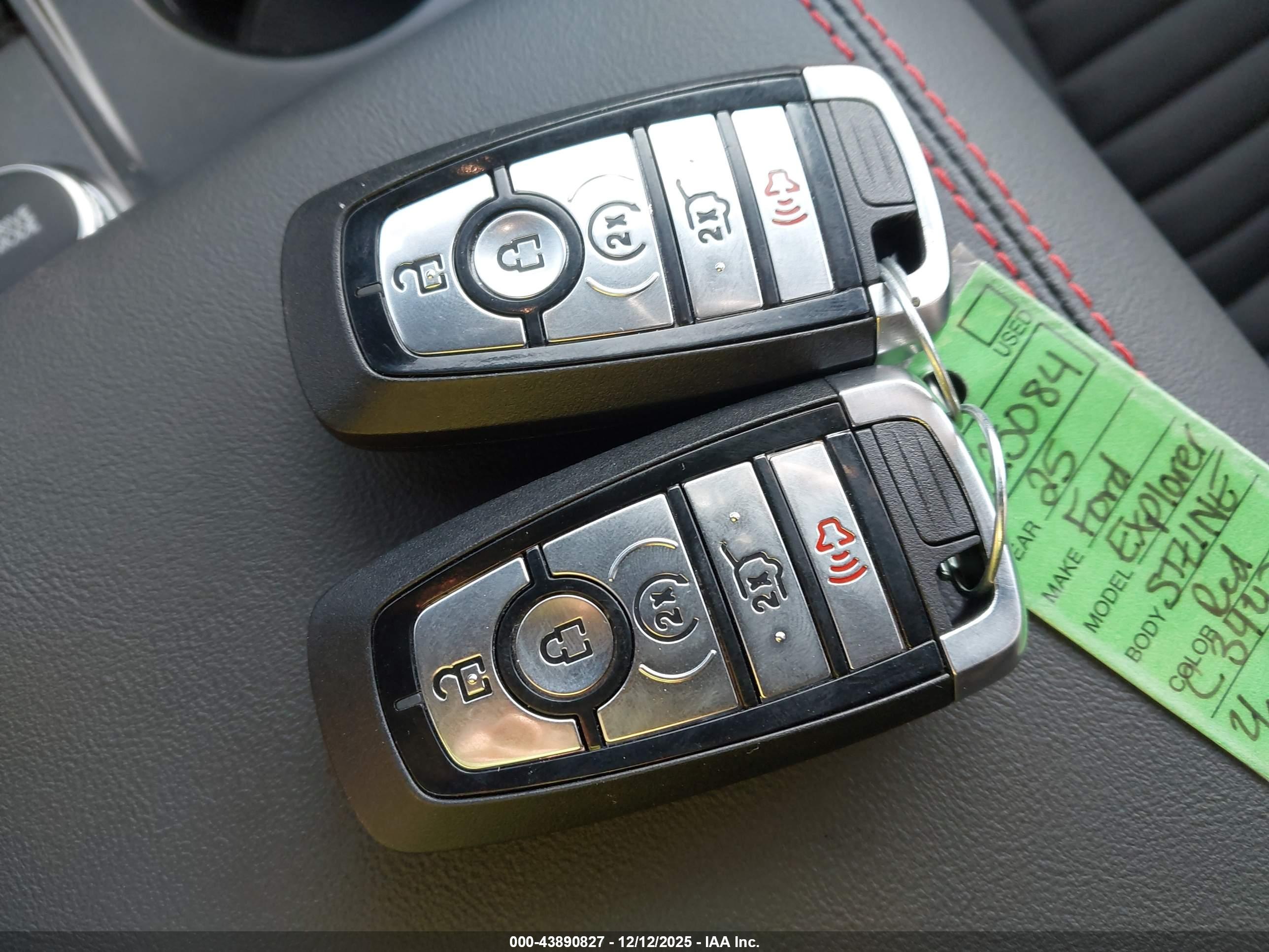 FORD EXPLORER image 11
