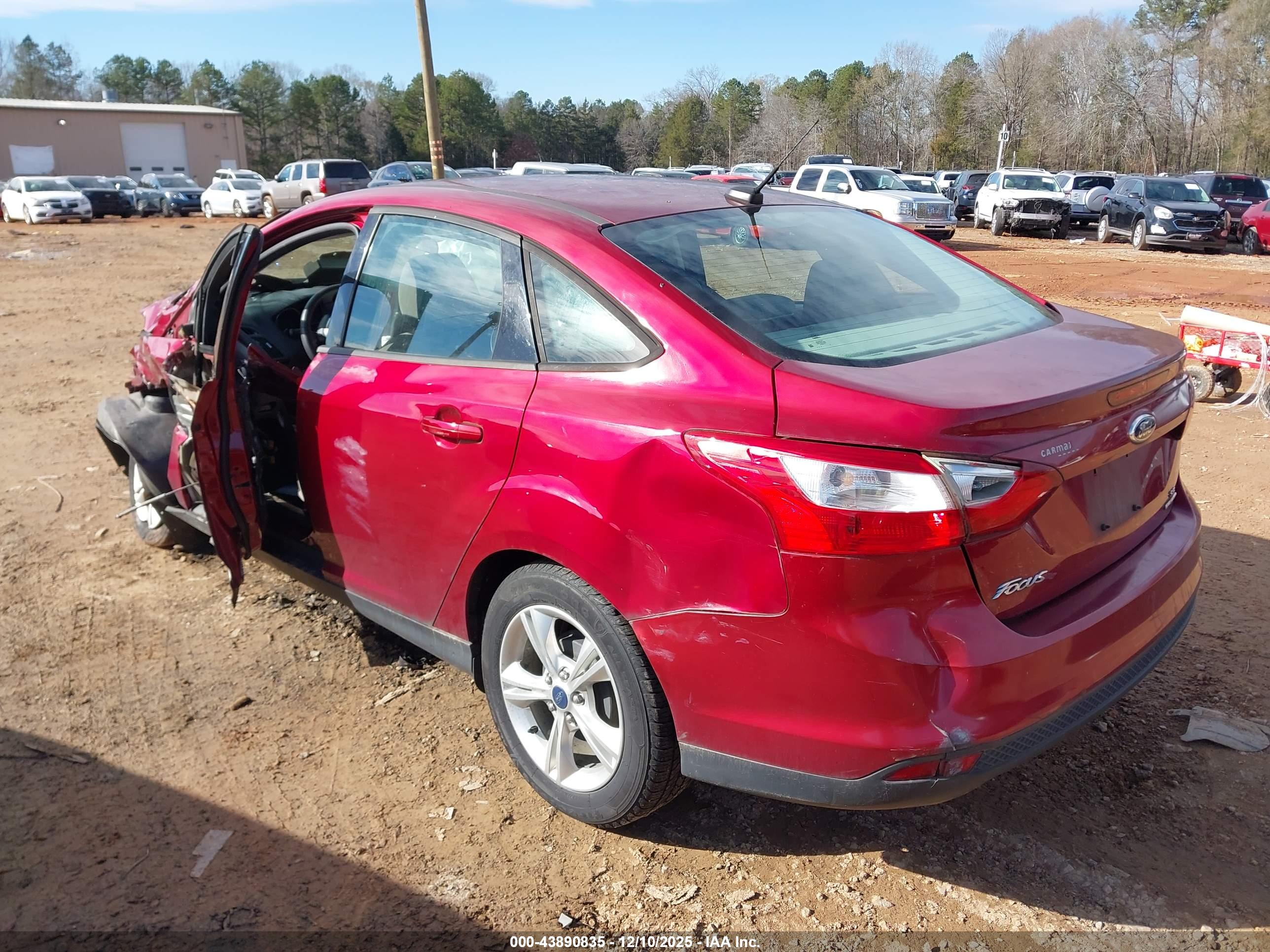 FORD FOCUS image 3