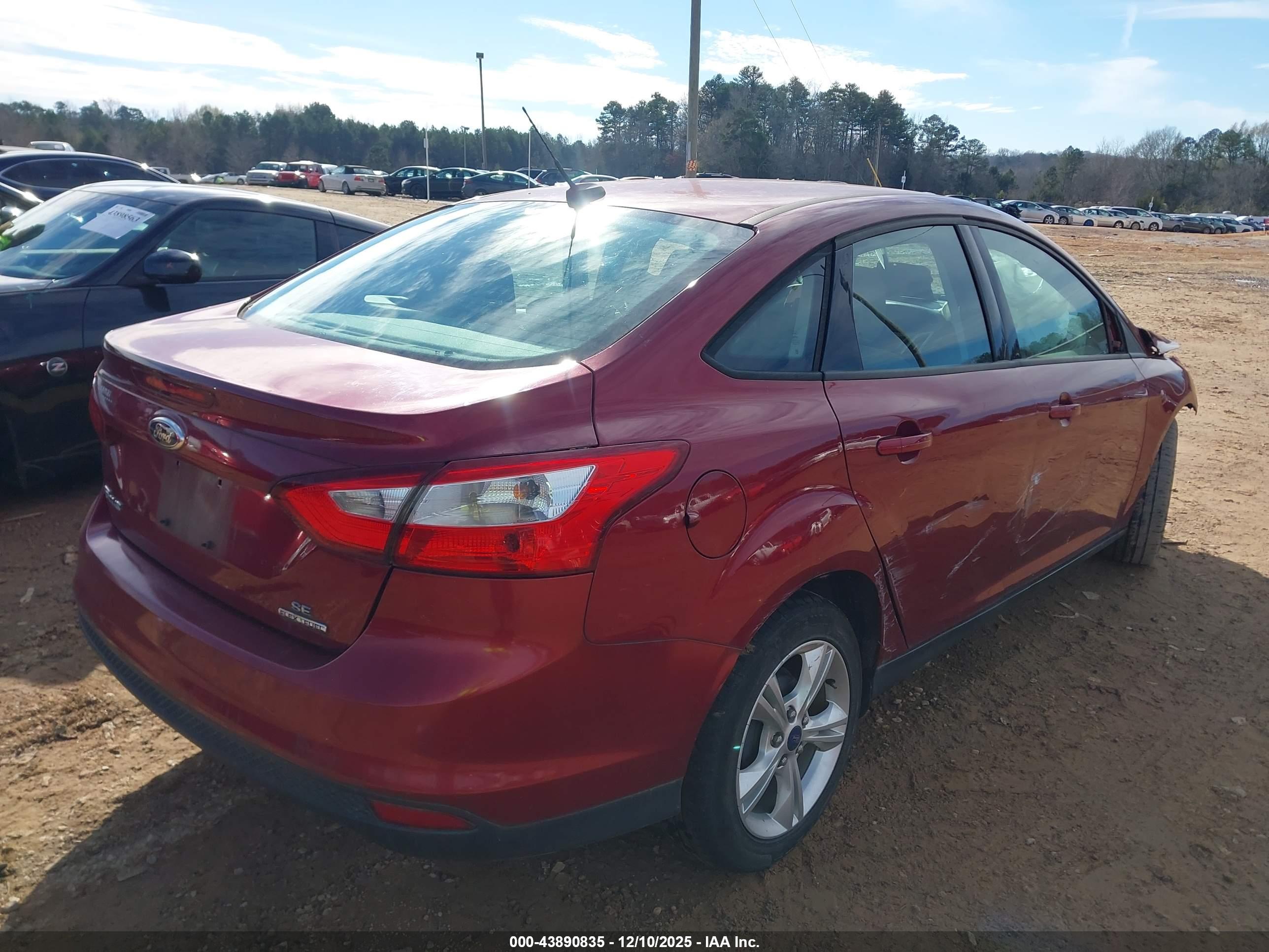 FORD FOCUS image 4