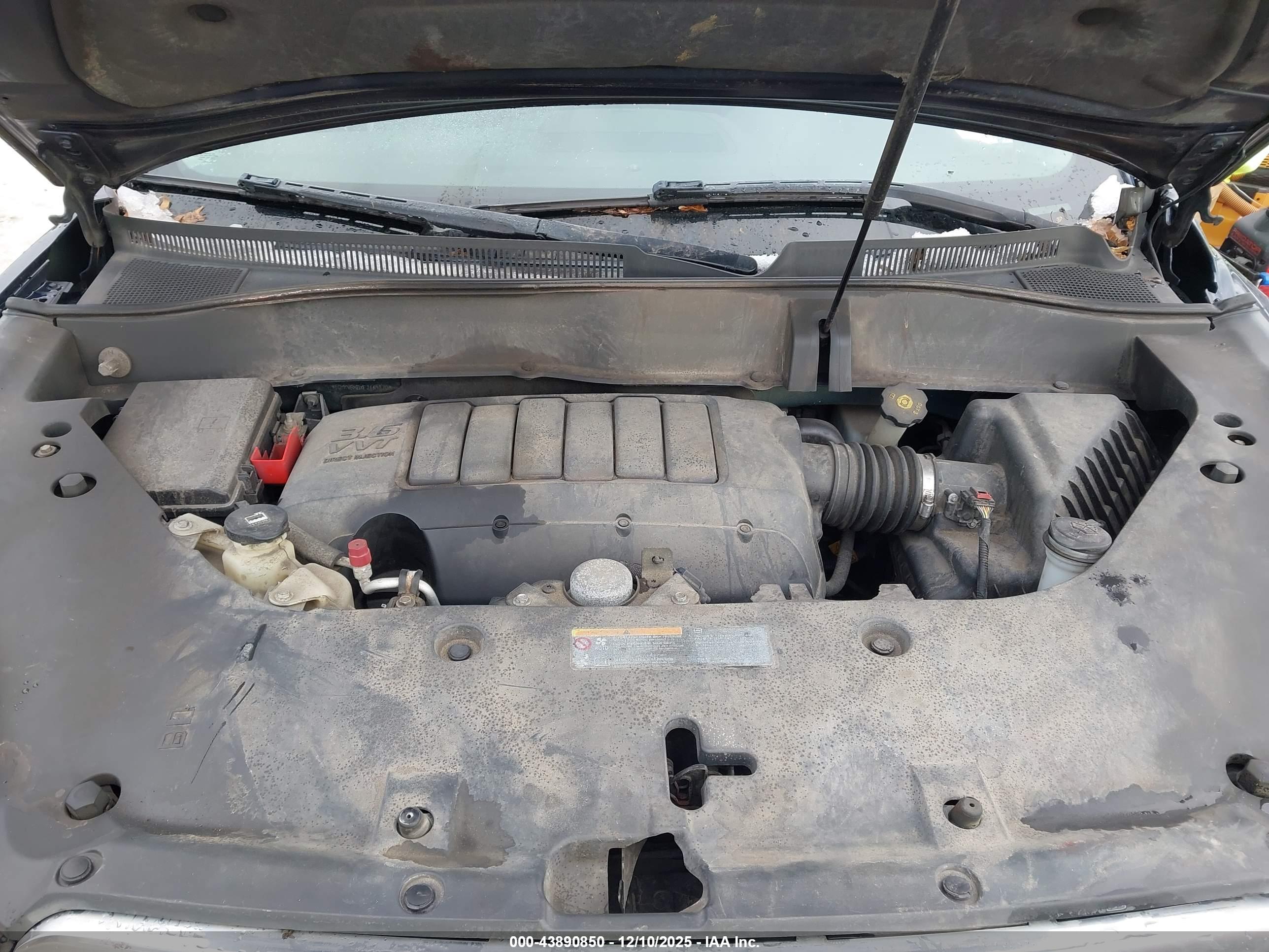 GMC ACADIA image 10