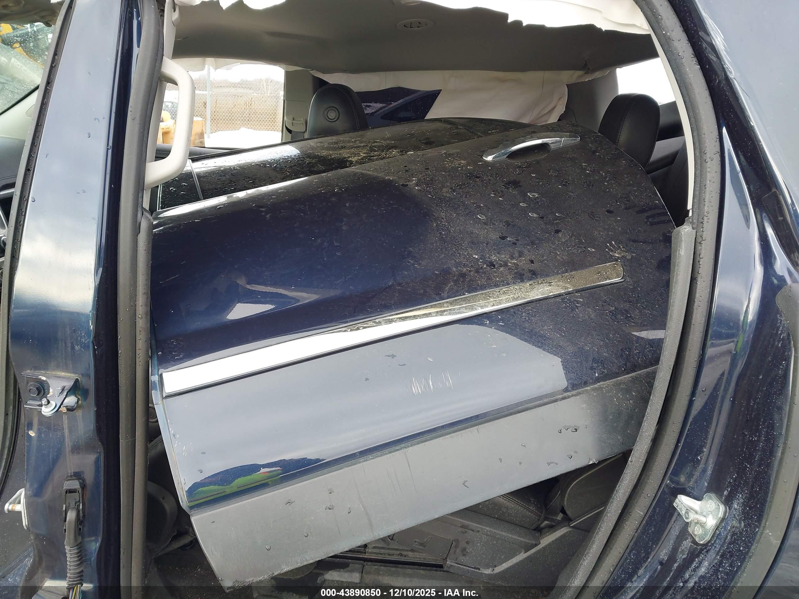 GMC ACADIA image 8