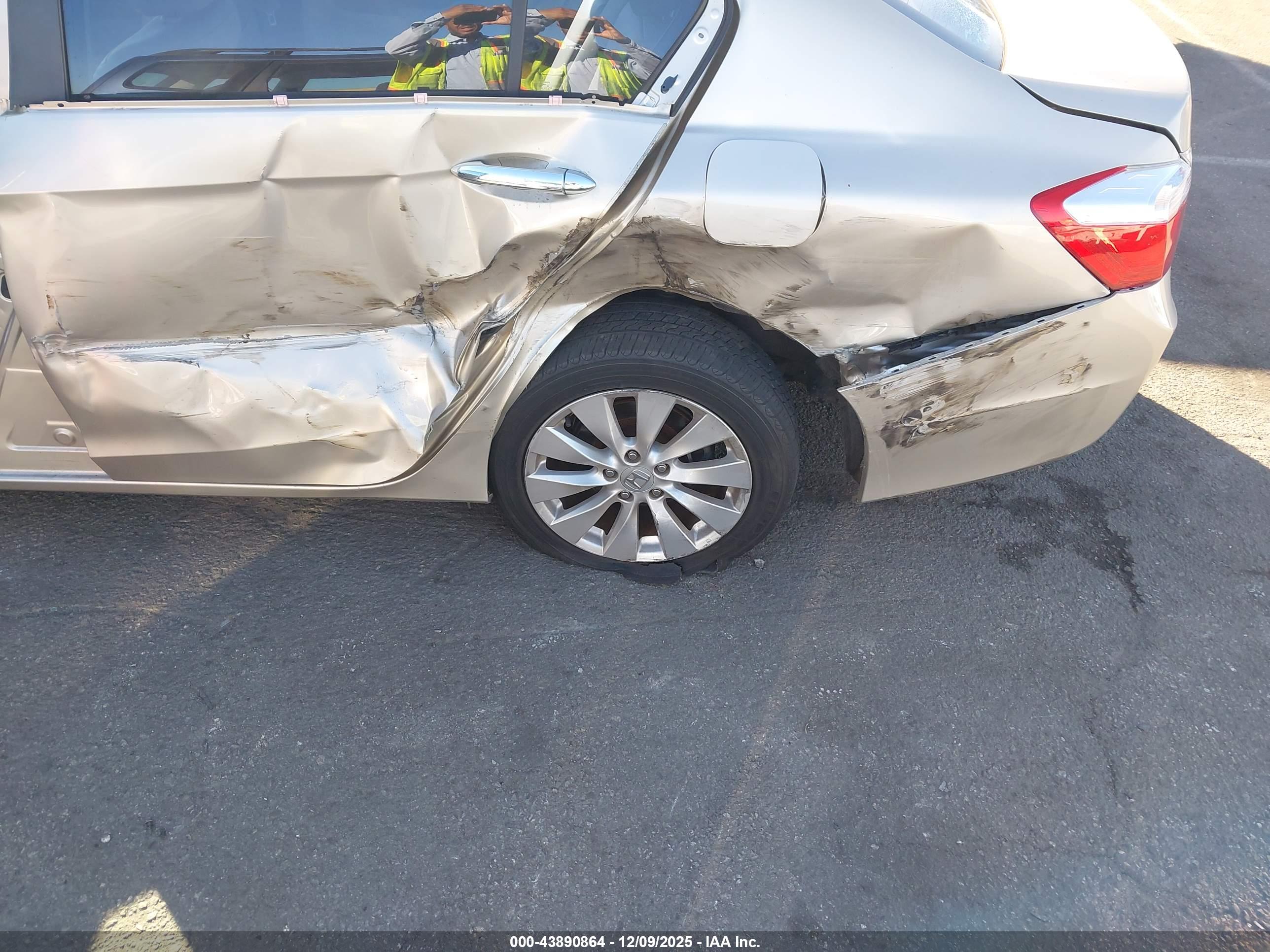 HONDA ACCORD image 6