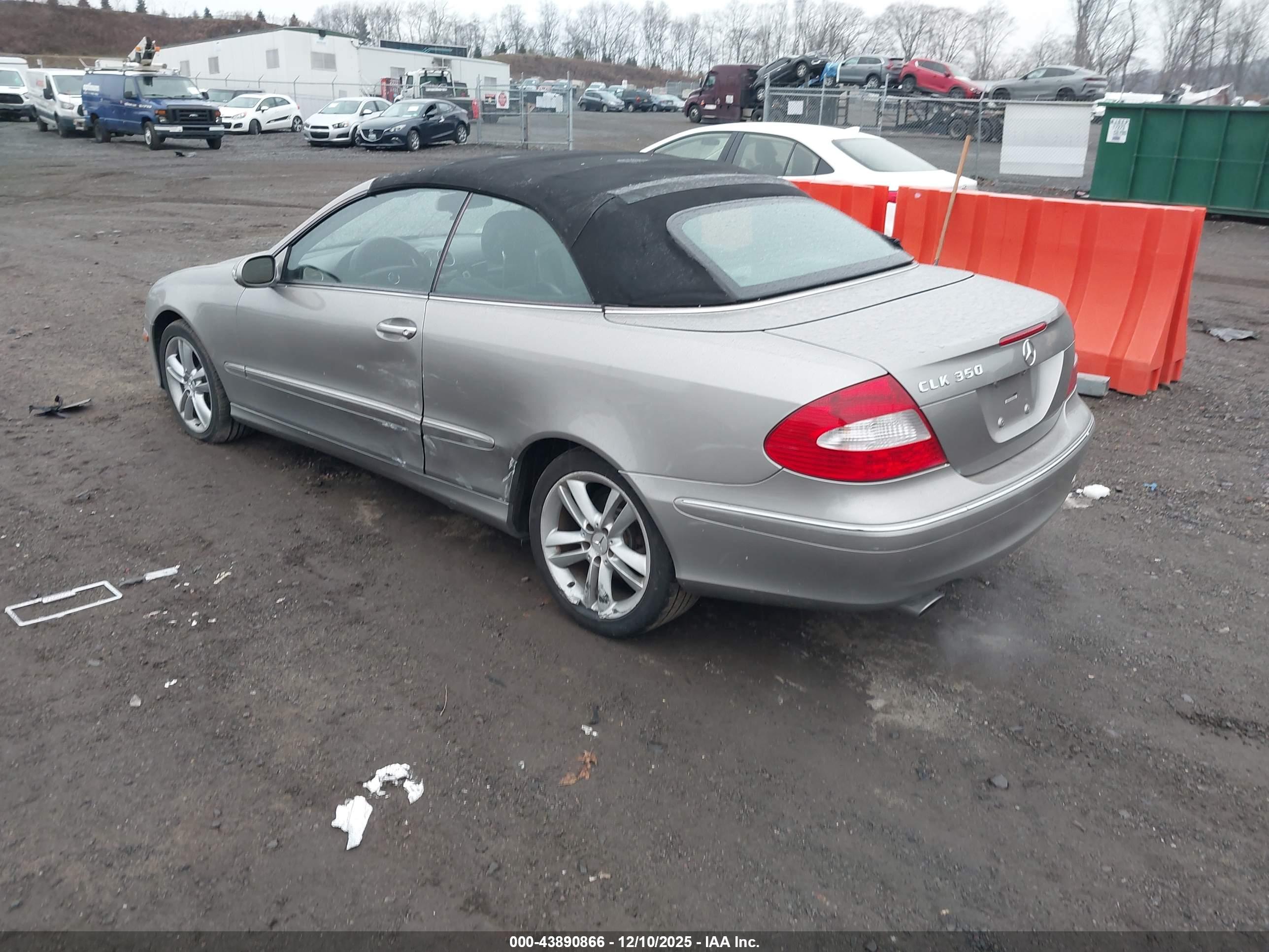 MERCEDES-BENZ CLK image 3