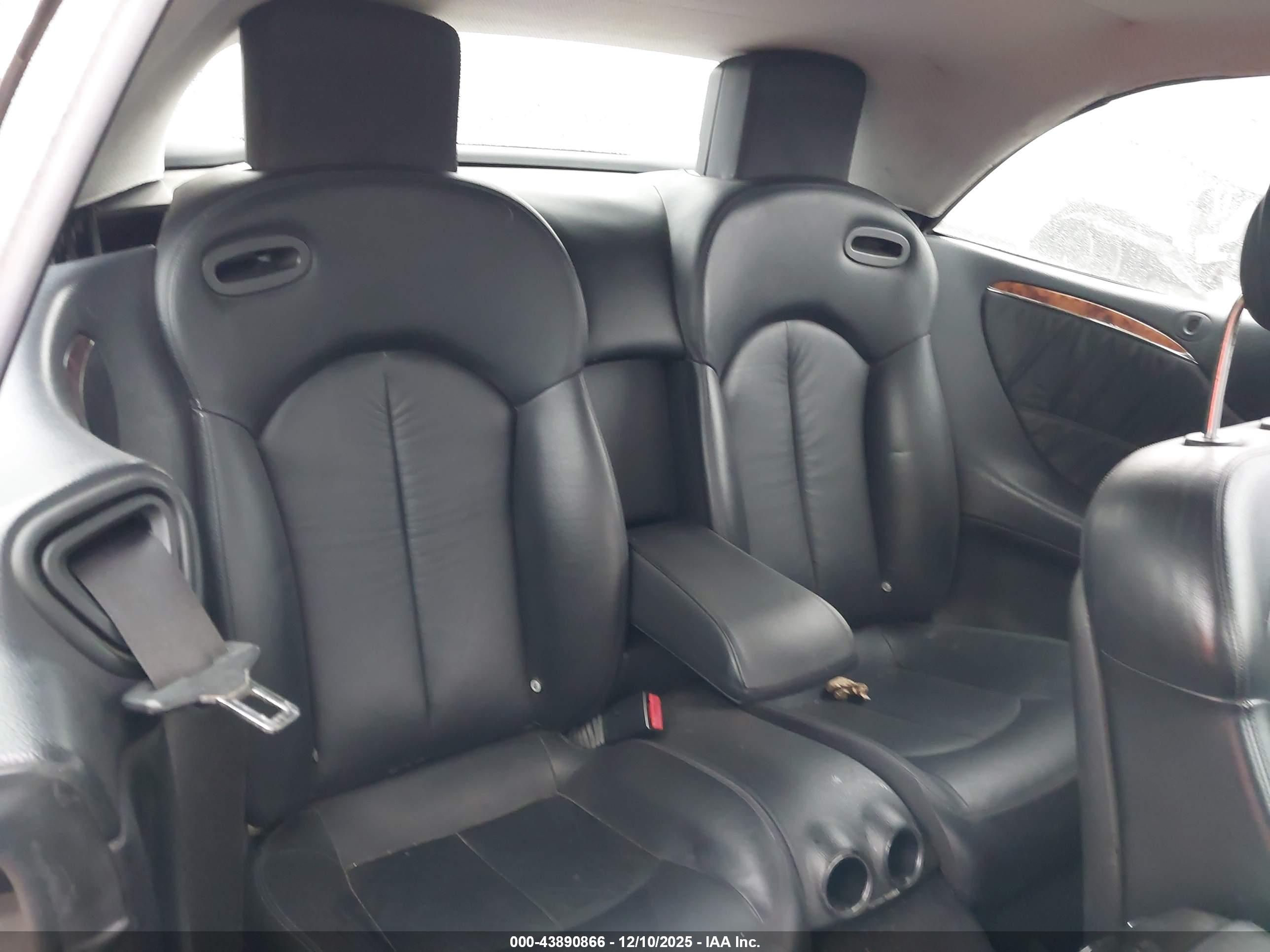MERCEDES-BENZ CLK image 8