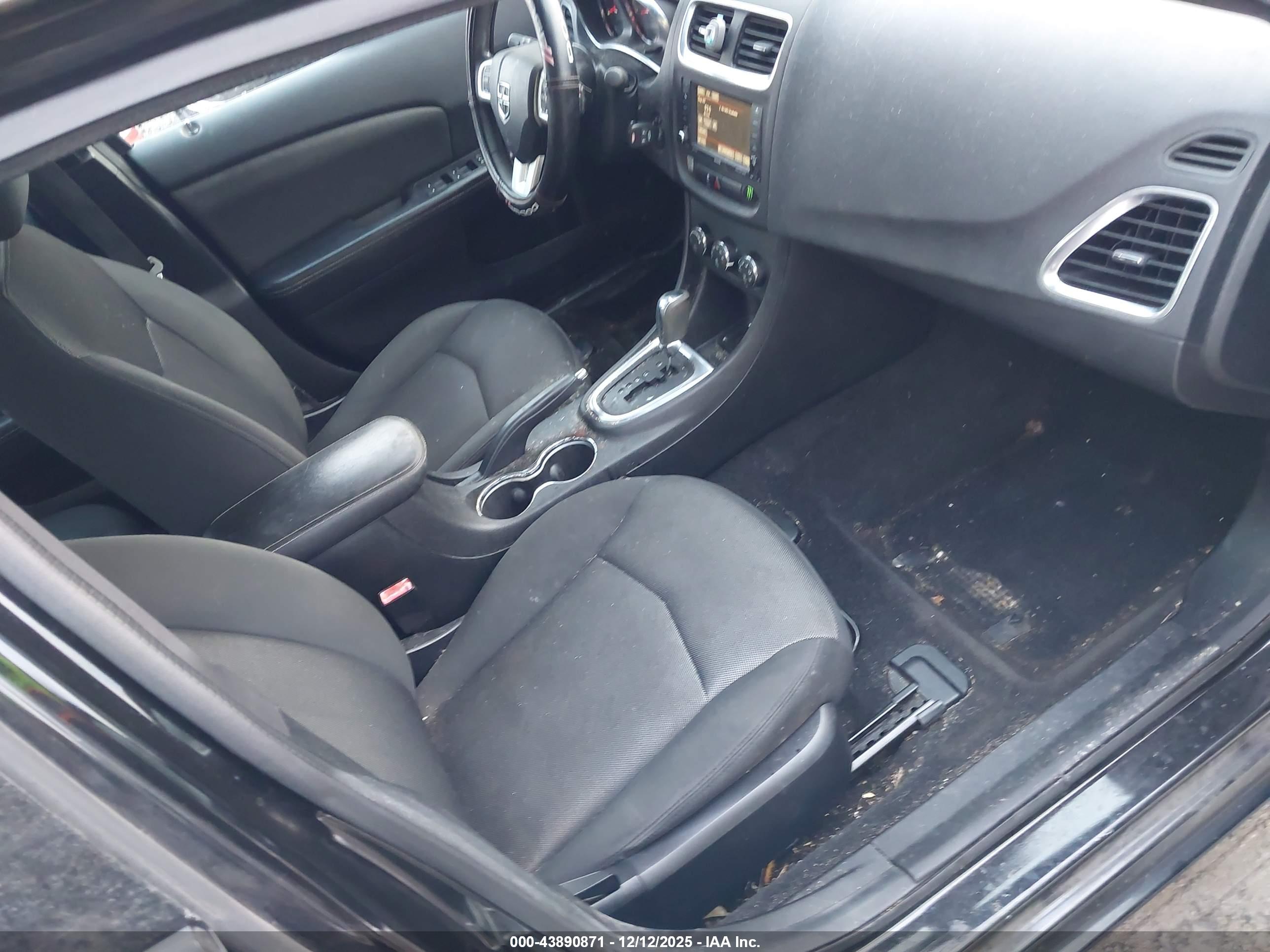 DODGE AVENGER image 5