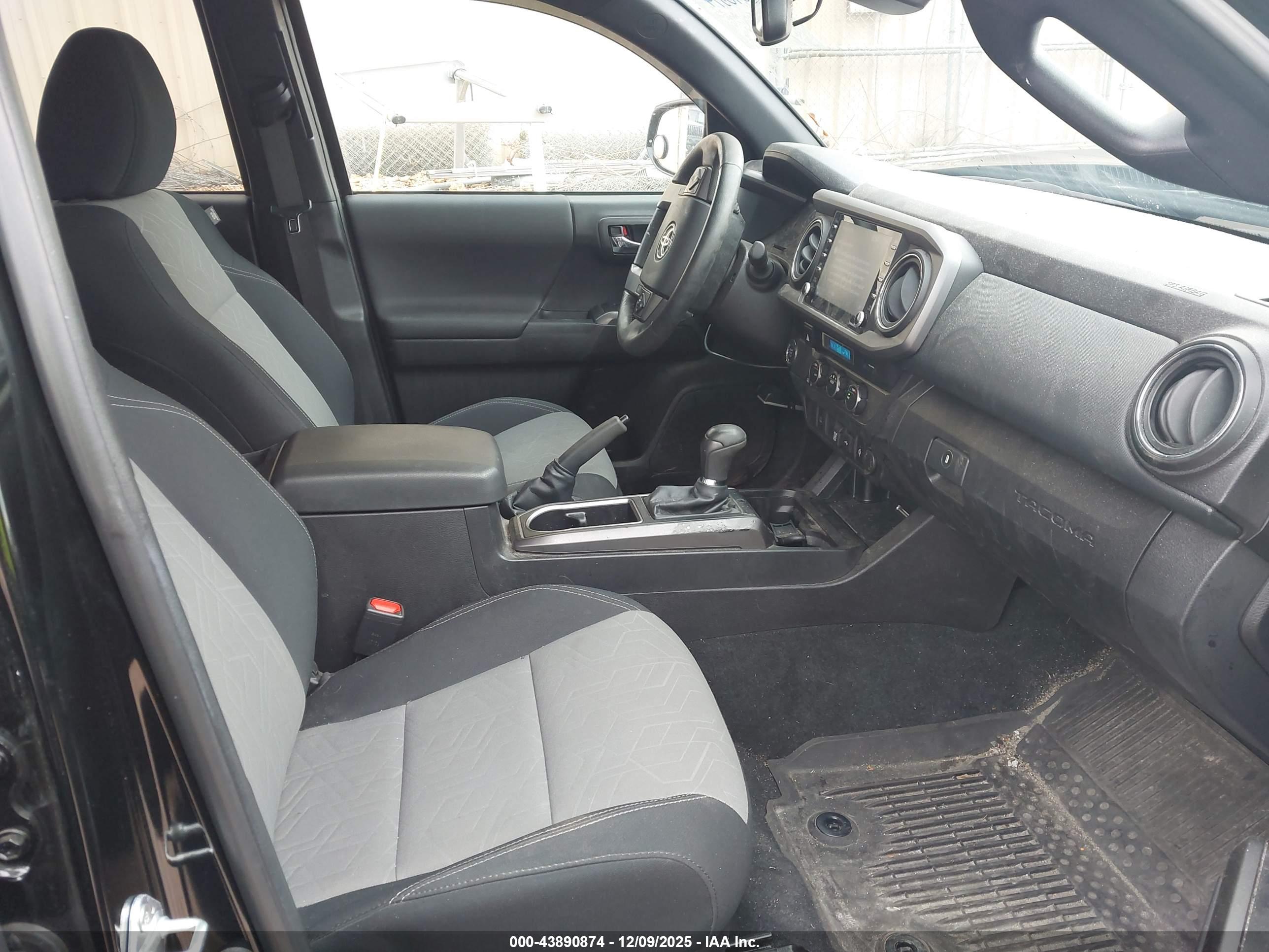 TOYOTA TACOMA image 5
