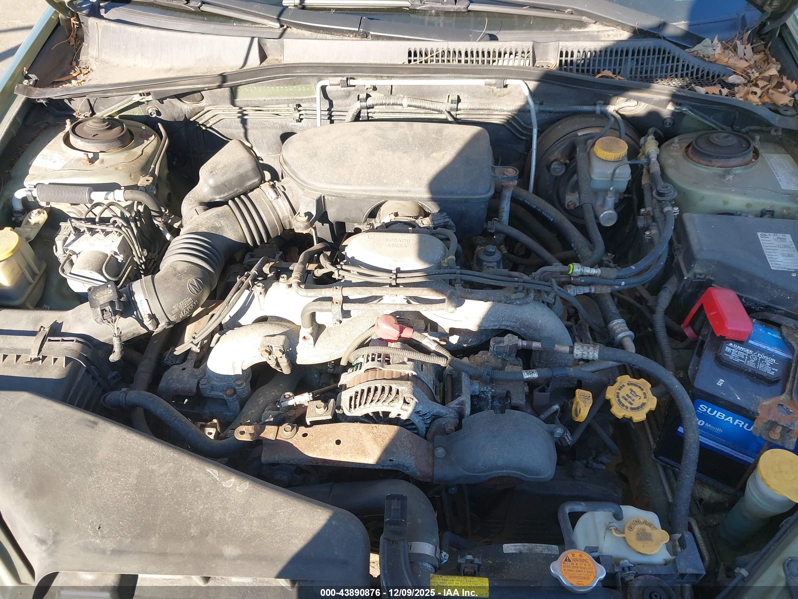 SUBARU OUTBACK image 10