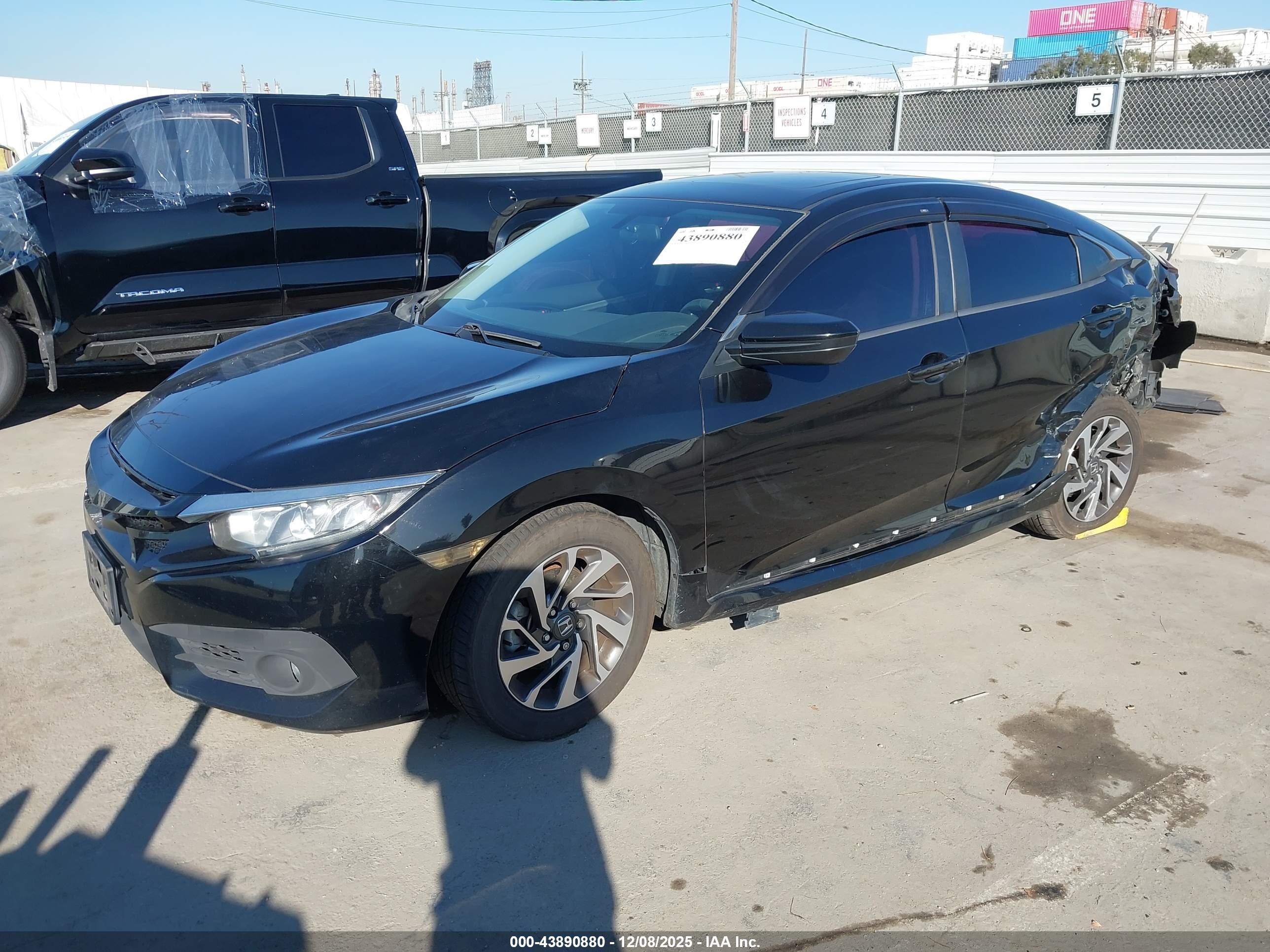 HONDA CIVIC image 2