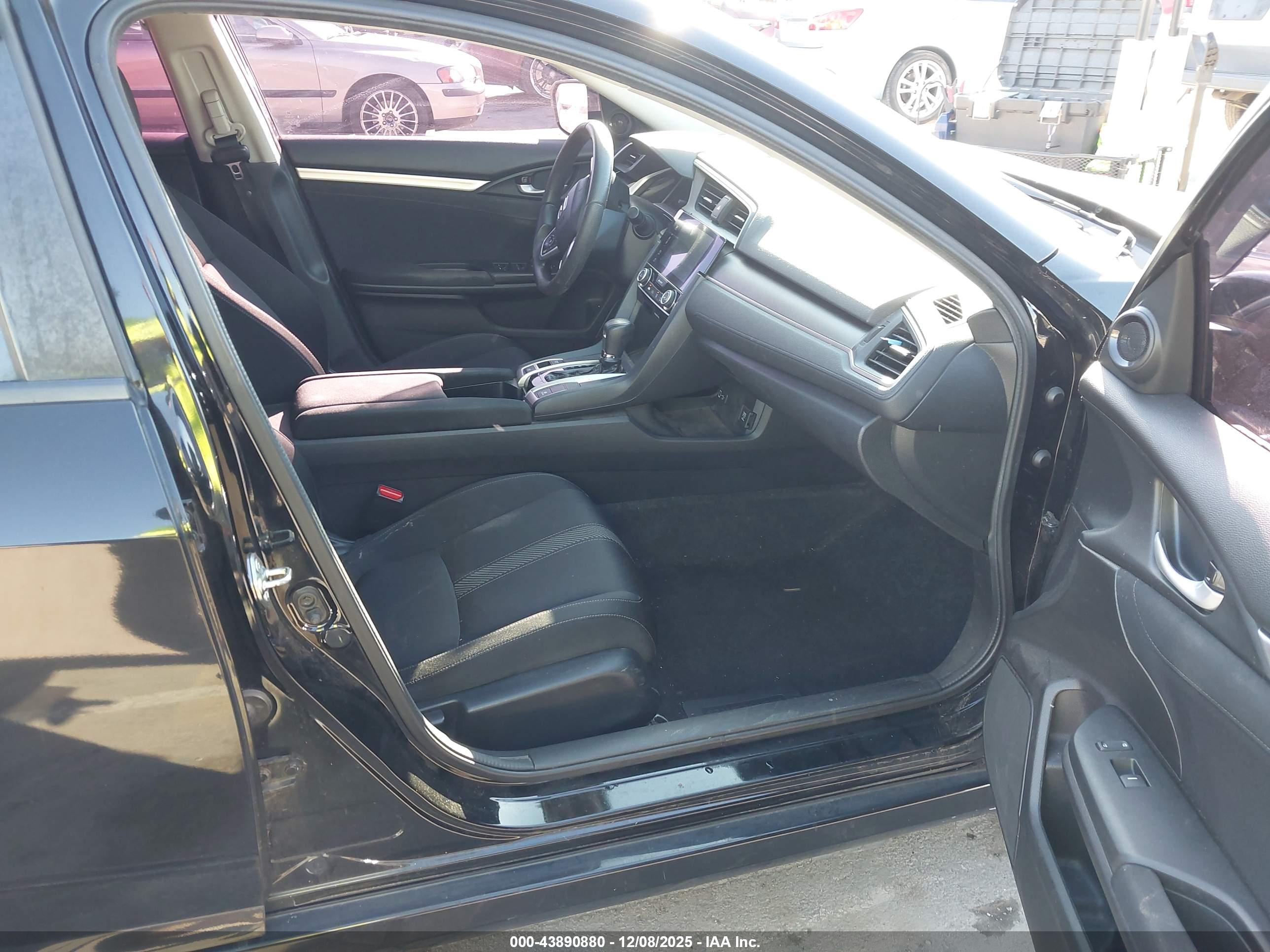 HONDA CIVIC image 5