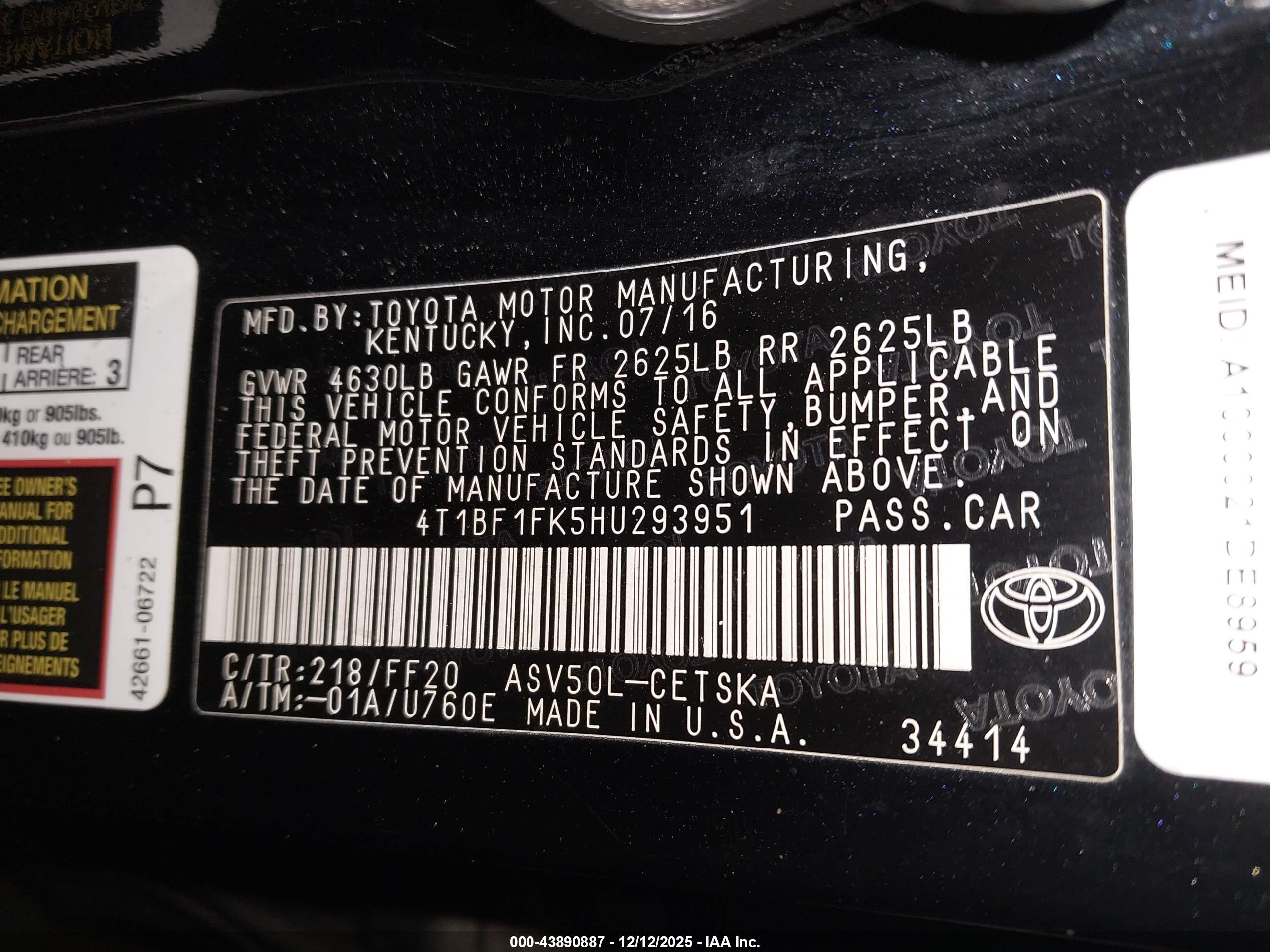 TOYOTA CAMRY image 9