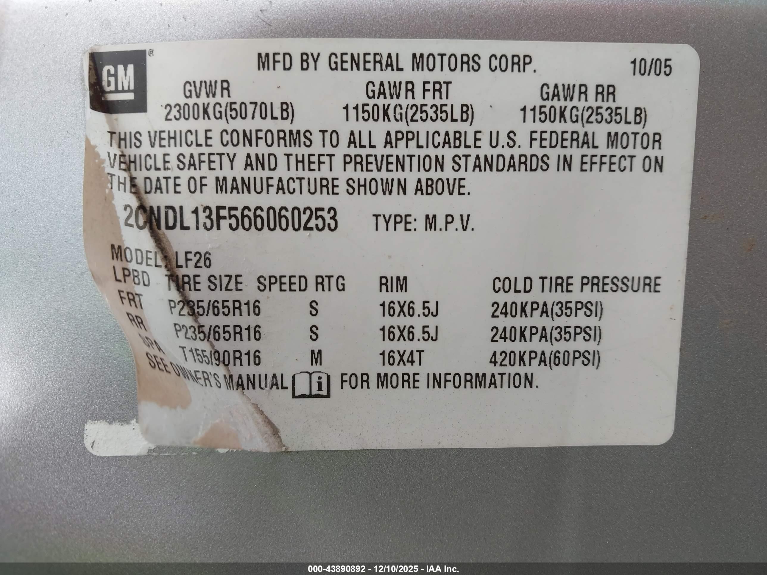 CHEVROLET EQUINOX image 9
