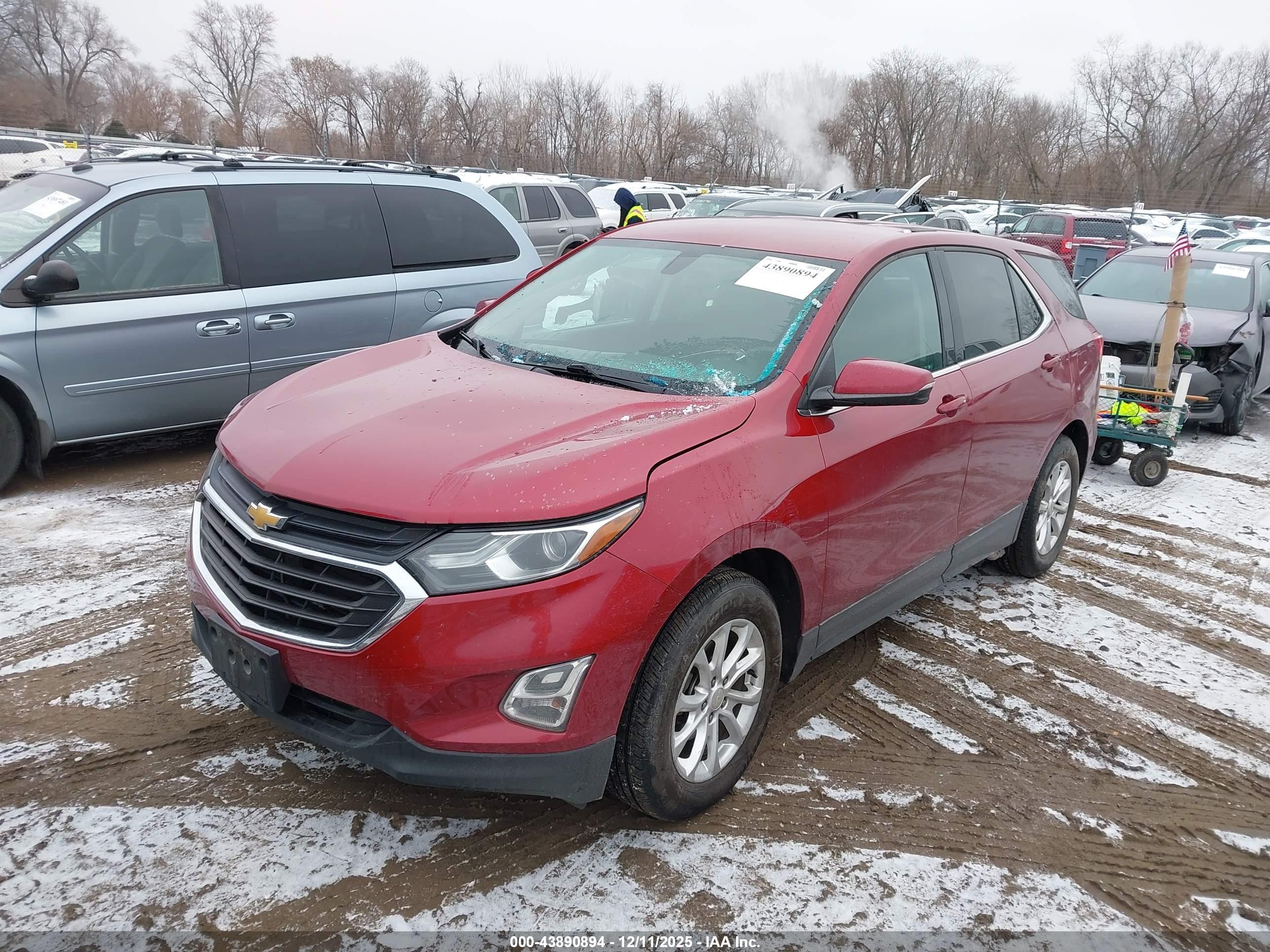 CHEVROLET EQUINOX image 2