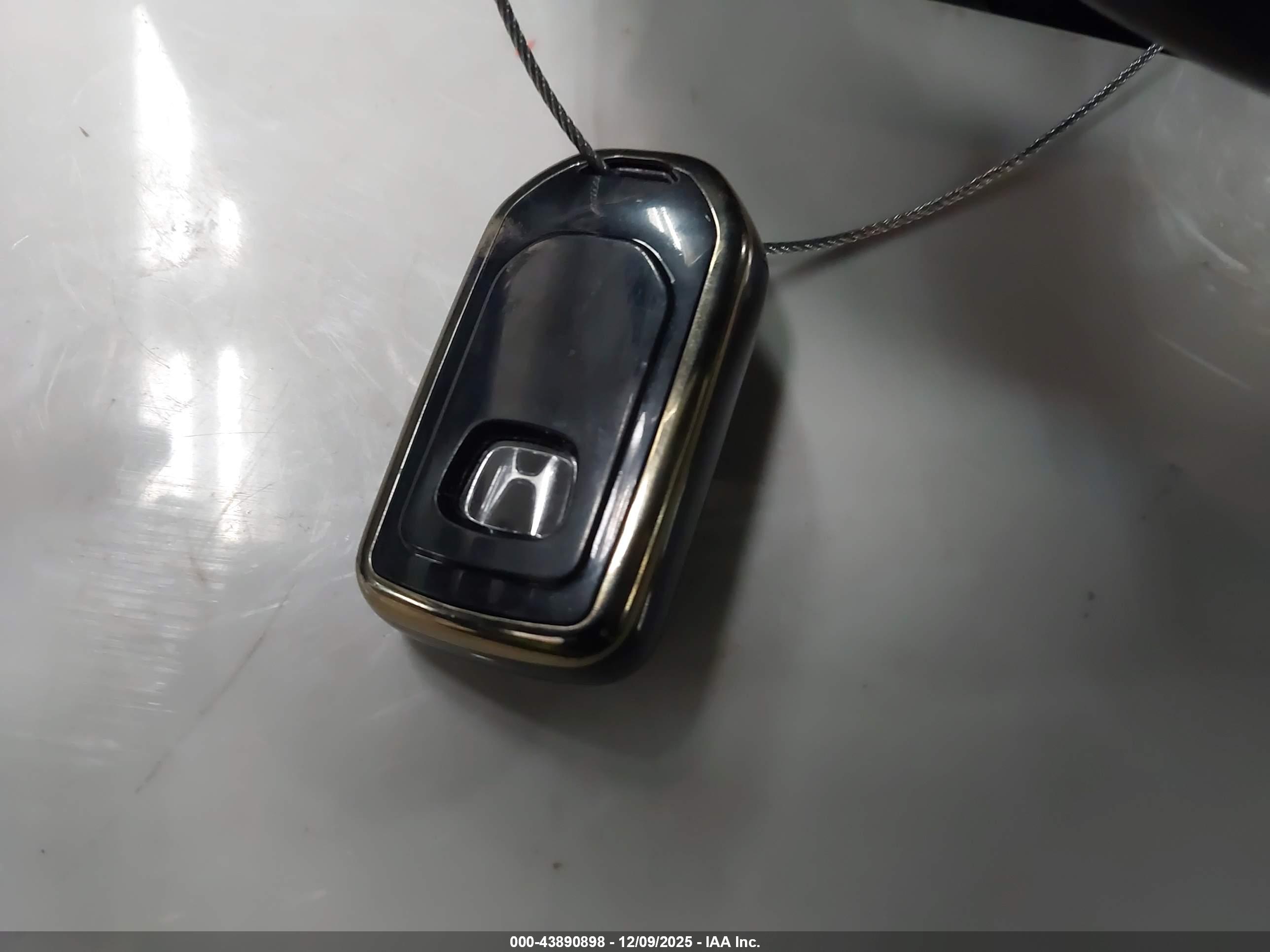 HONDA ACCORD image 11